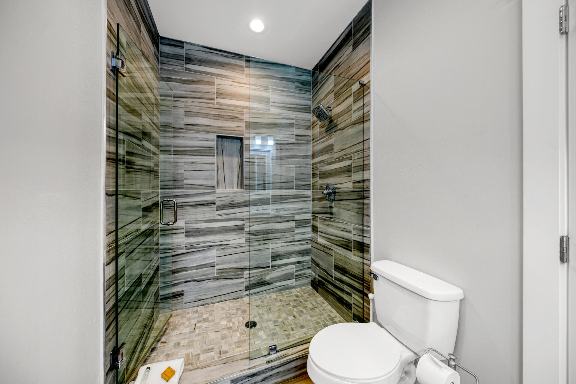 CRYSTAL BEACH - Residential