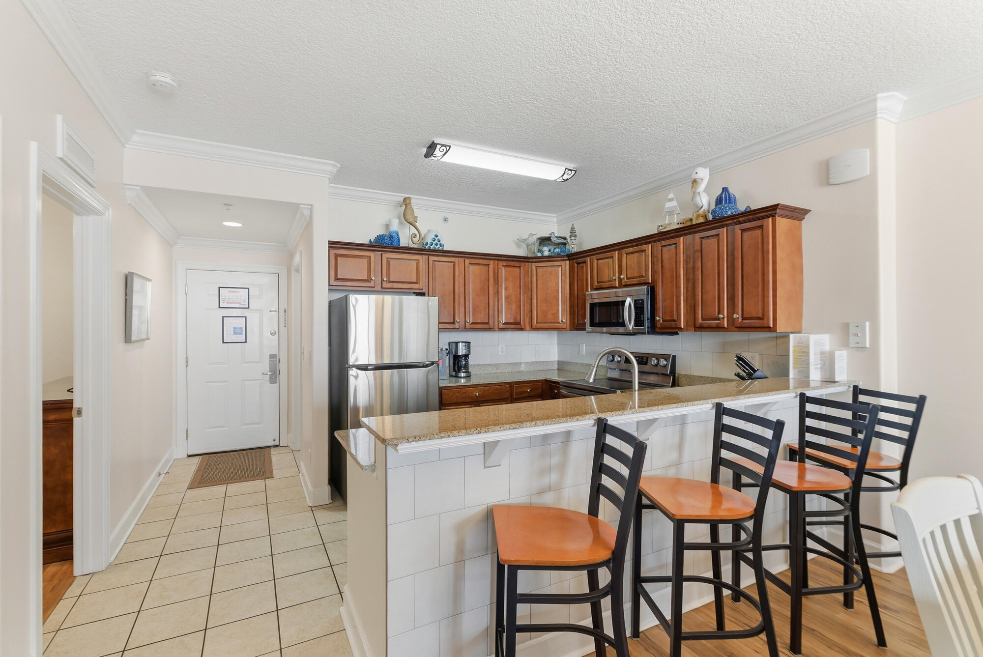 TROPIC WINDS - Residential