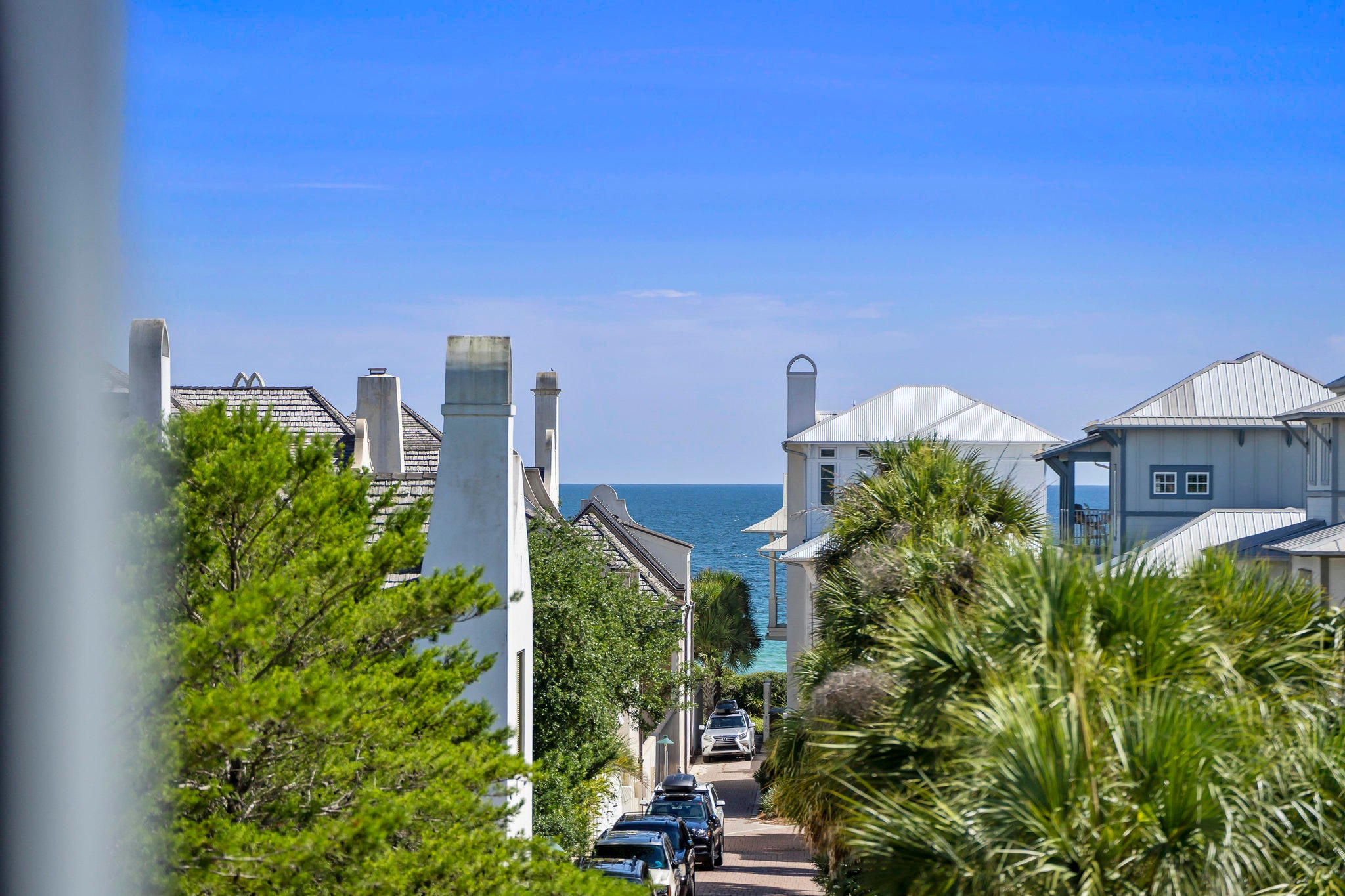 WATER'S EDGE - Residential
