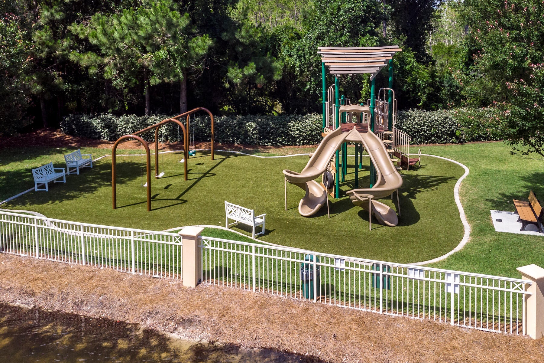 REGATTA BAY - Residential