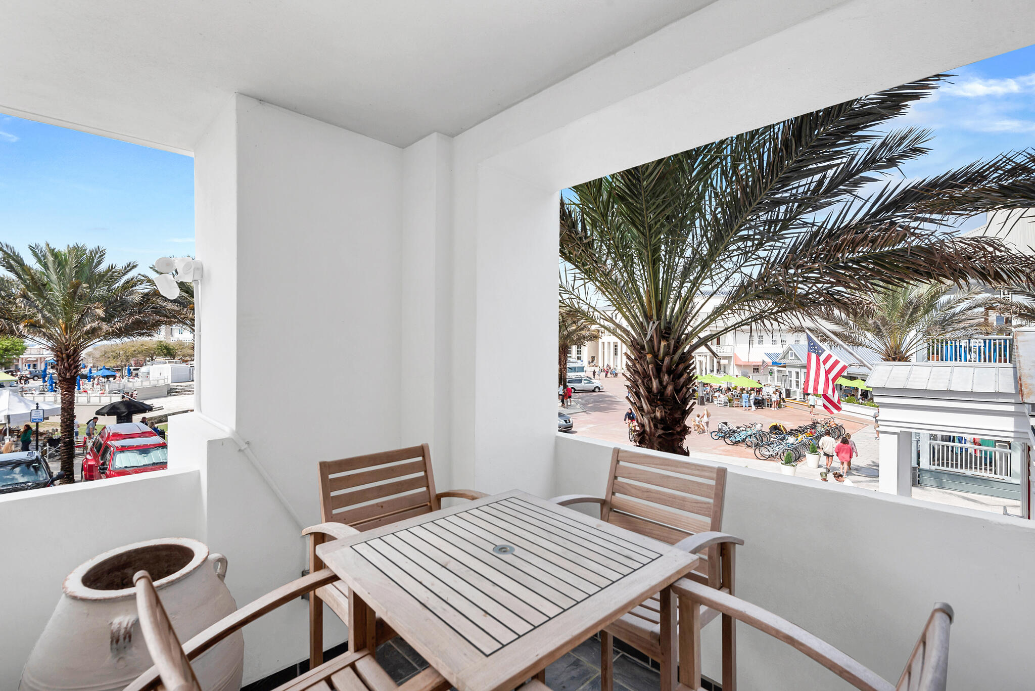 SEASIDE TOWN CENTER - Residential
