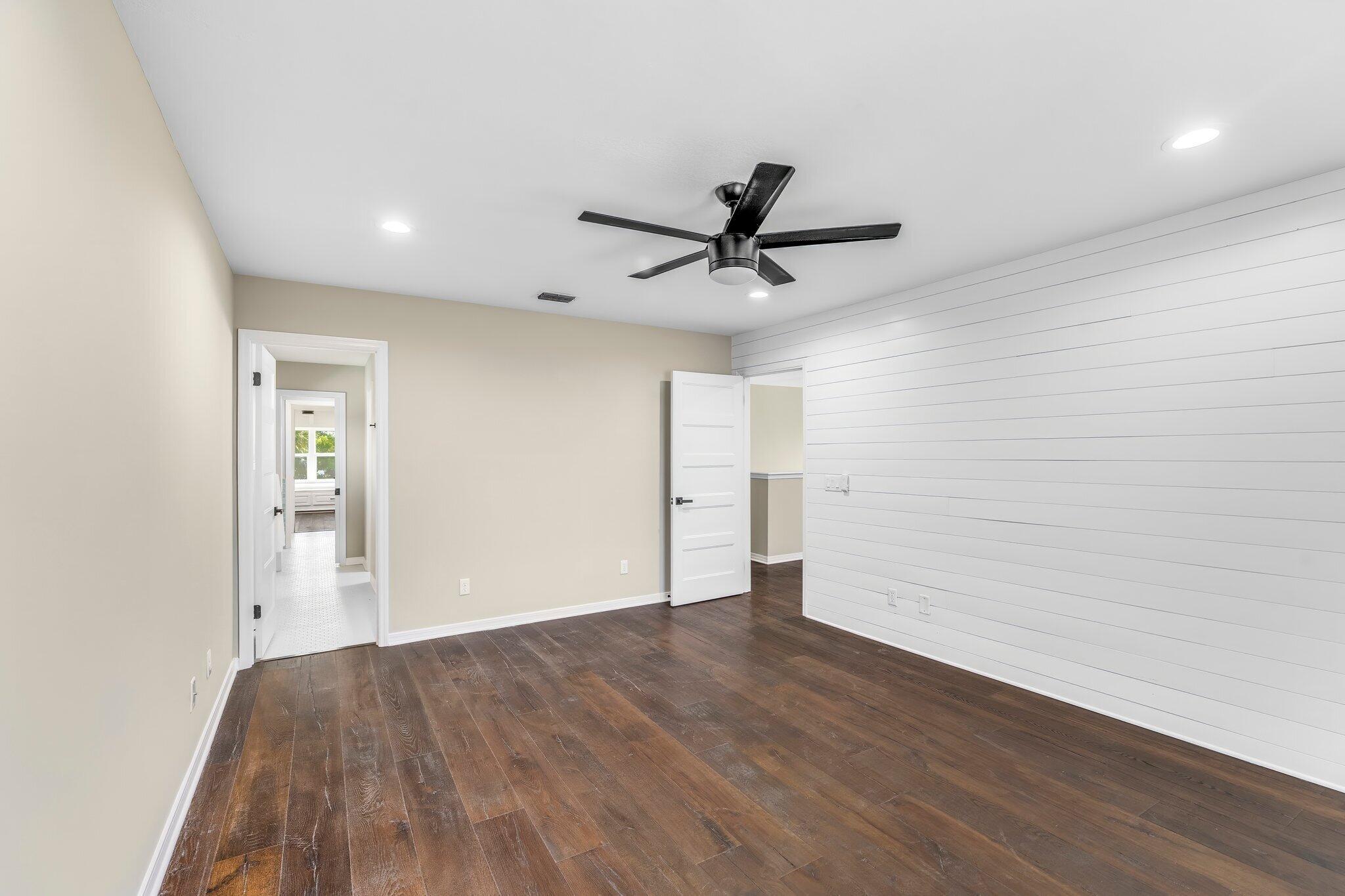 KINGS POINT HARBOUR UNIT 1 REPLAT - Residential