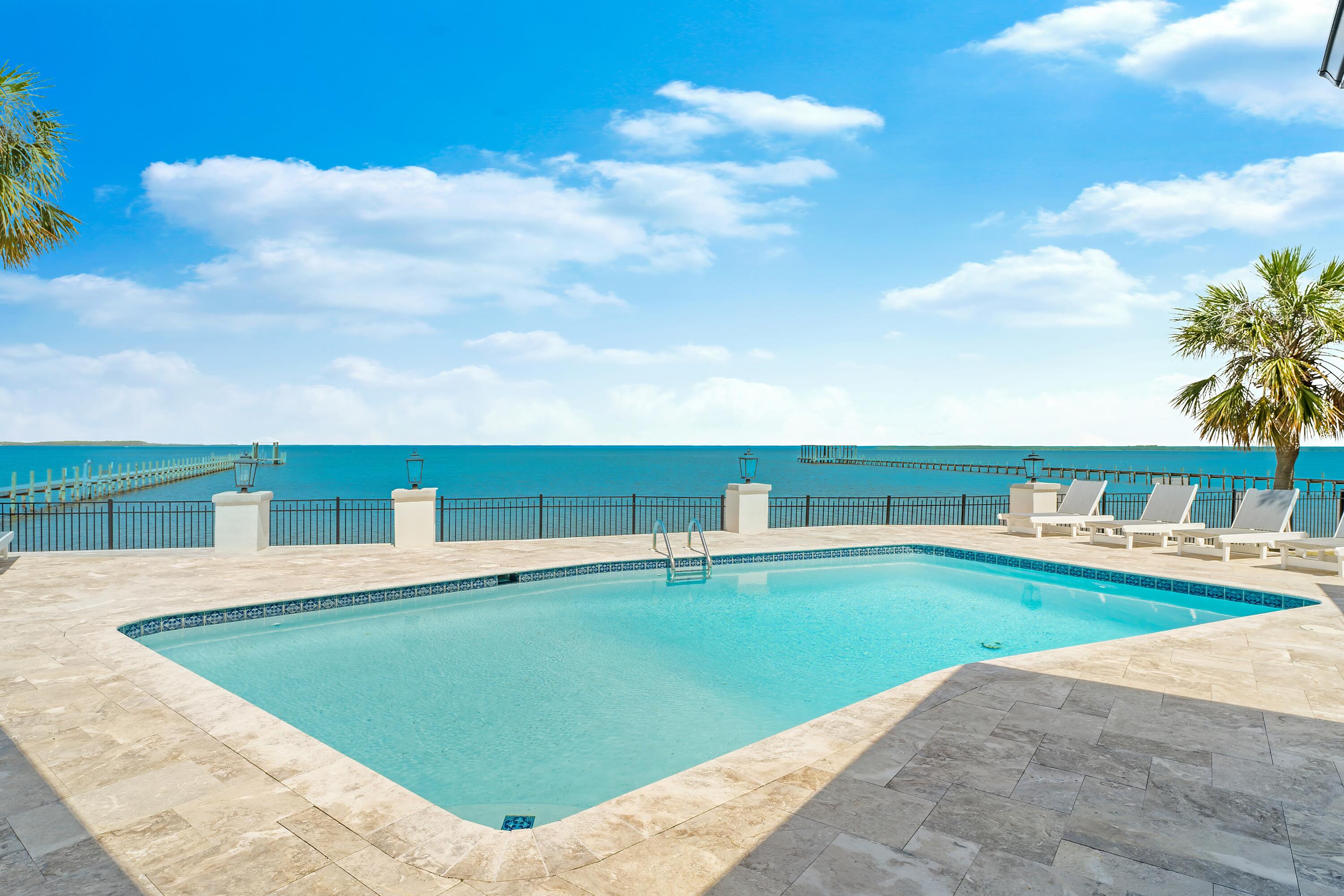 KINGS POINT HARBOUR UNIT 1 REPLAT - Residential