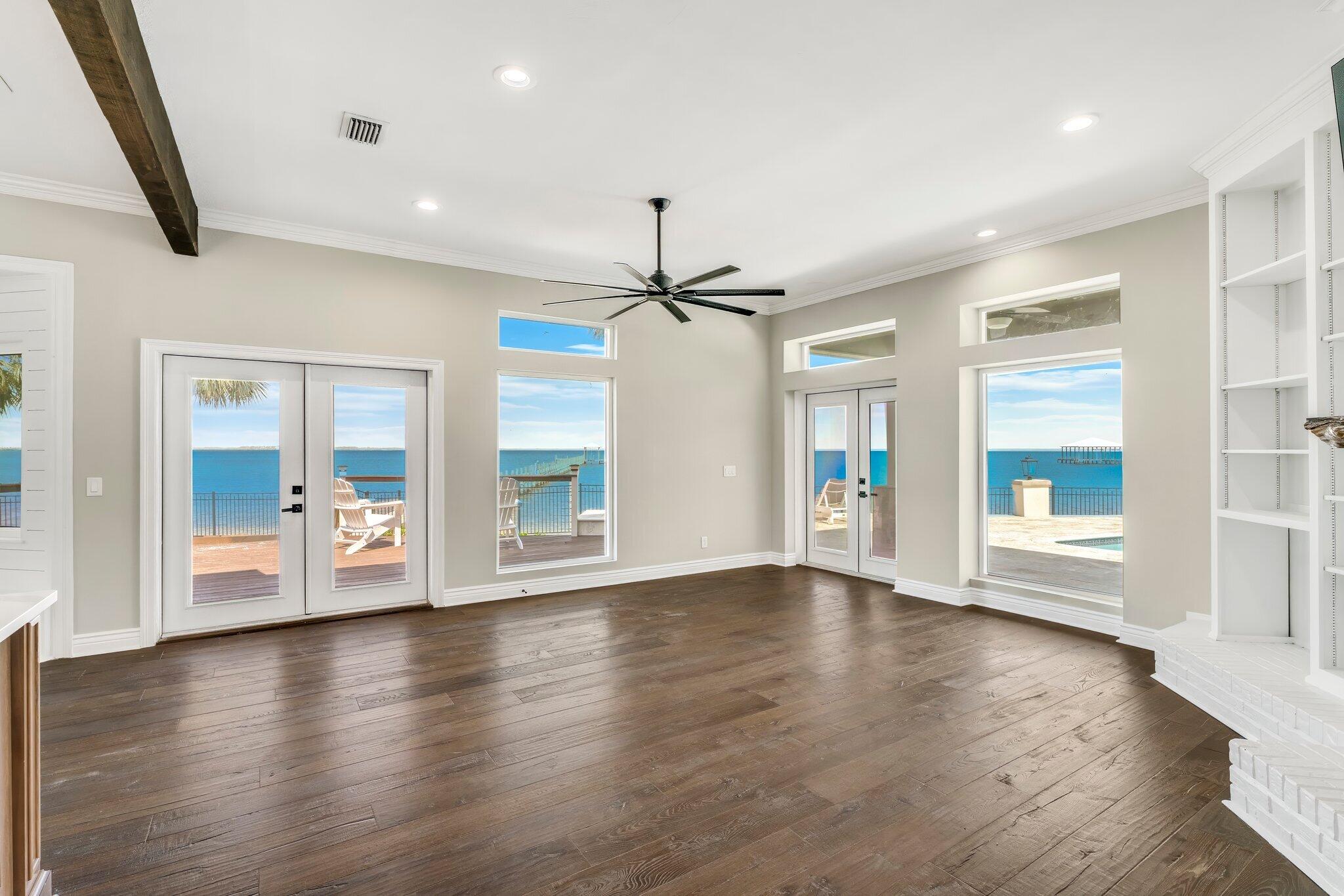 KINGS POINT HARBOUR UNIT 1 REPLAT - Residential