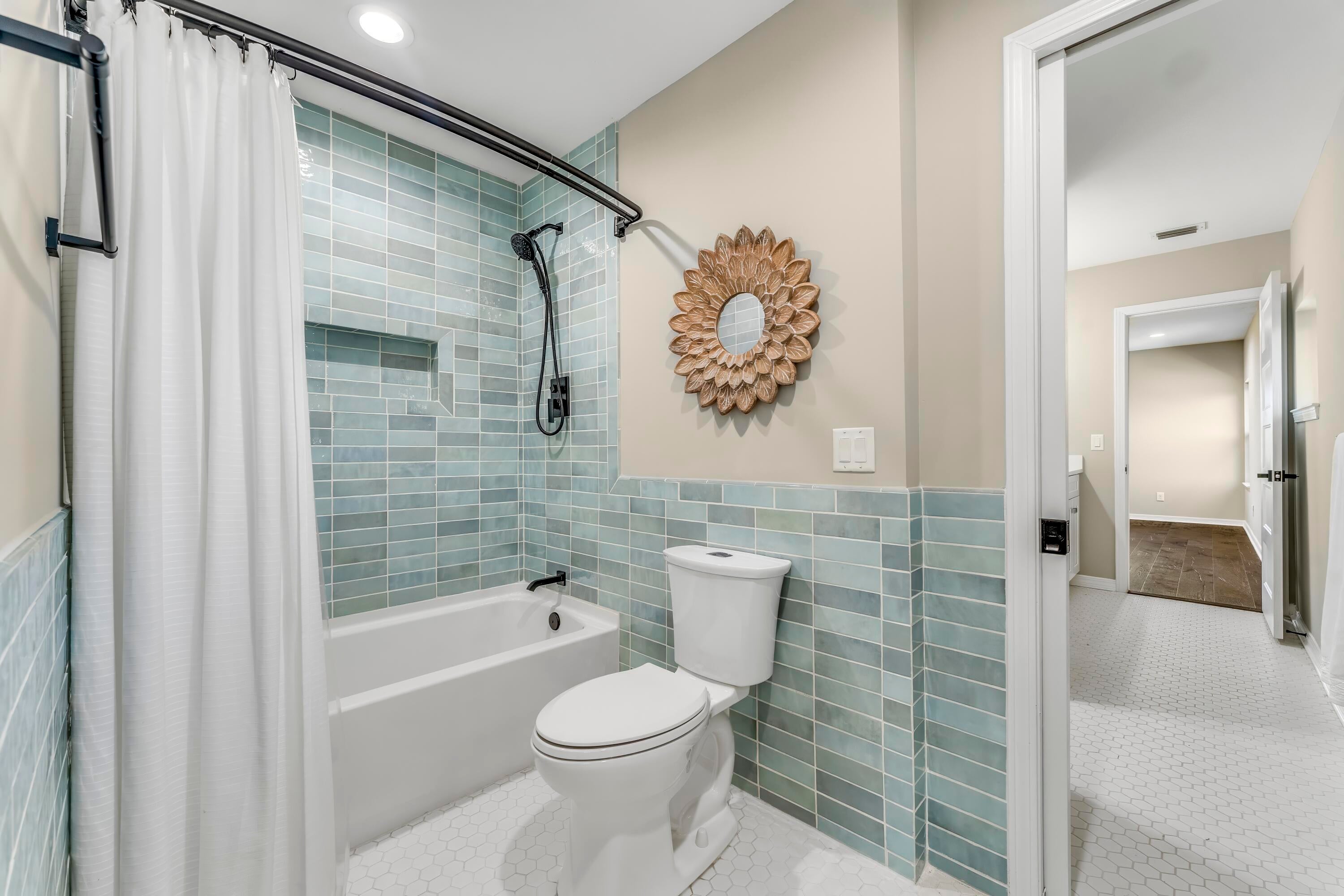 KINGS POINT HARBOUR UNIT 1 REPLAT - Residential