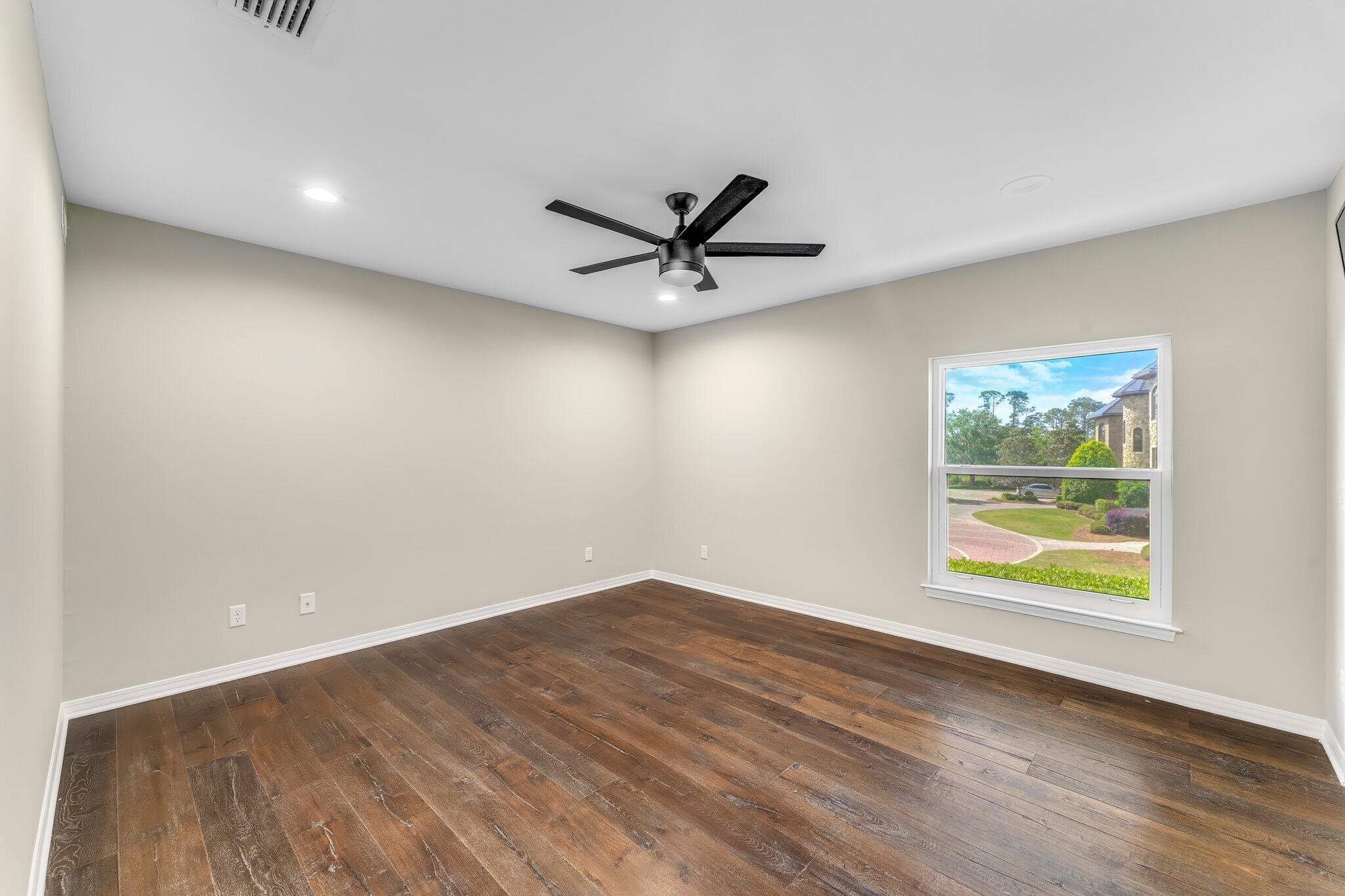 KINGS POINT HARBOUR UNIT 1 REPLAT - Residential