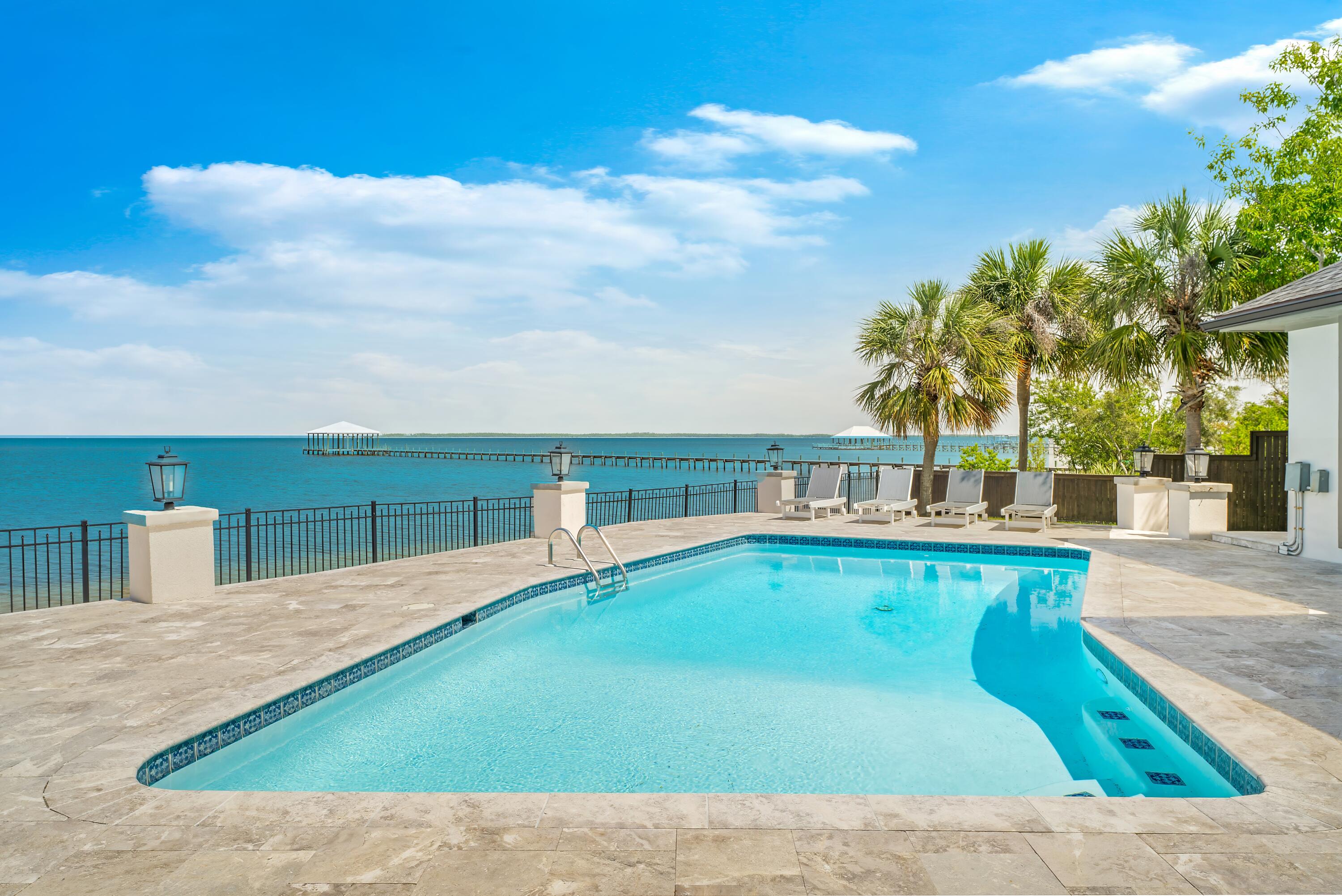 KINGS POINT HARBOUR UNIT 1 REPLAT - Residential