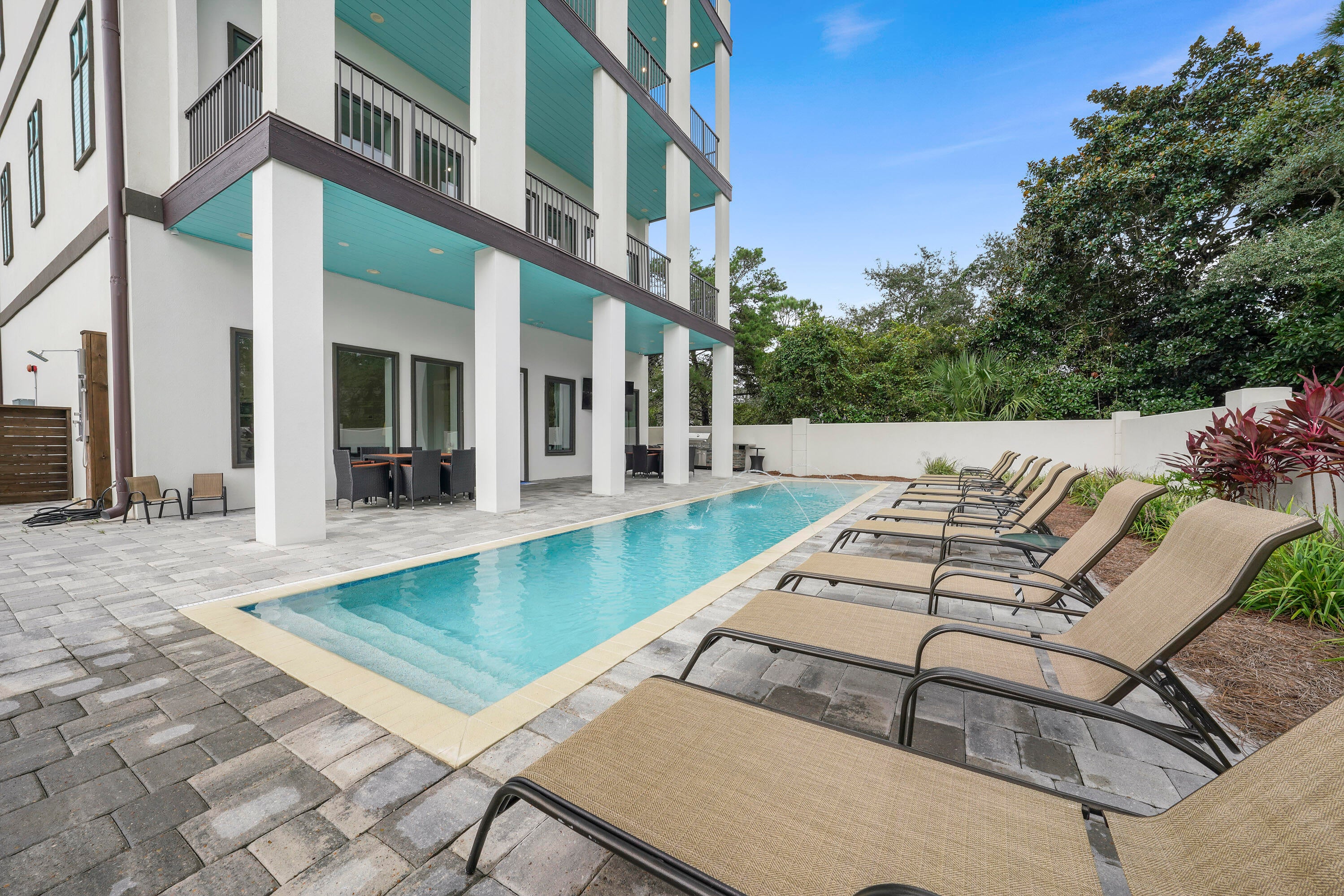 FRANGISTA BEACH 2ND ADDN - Residential