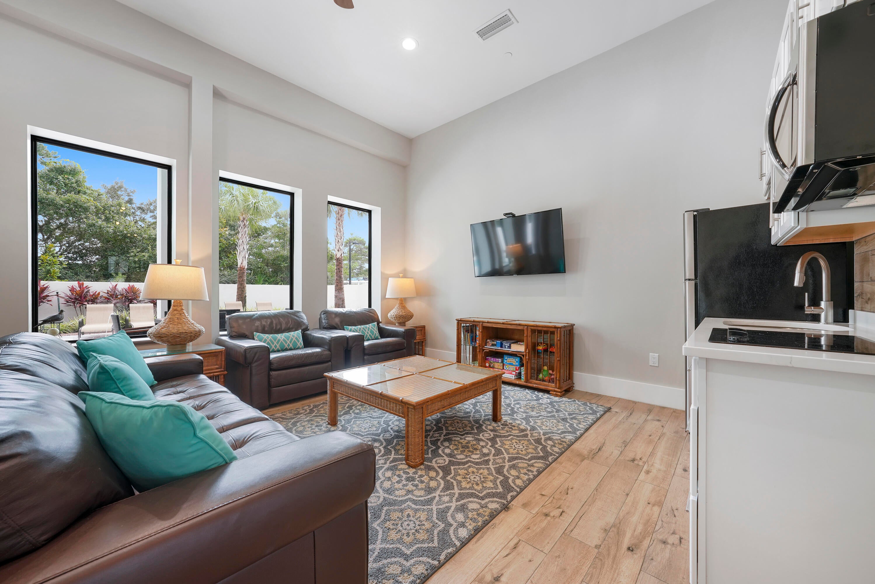 FRANGISTA BEACH 2ND ADDN - Residential