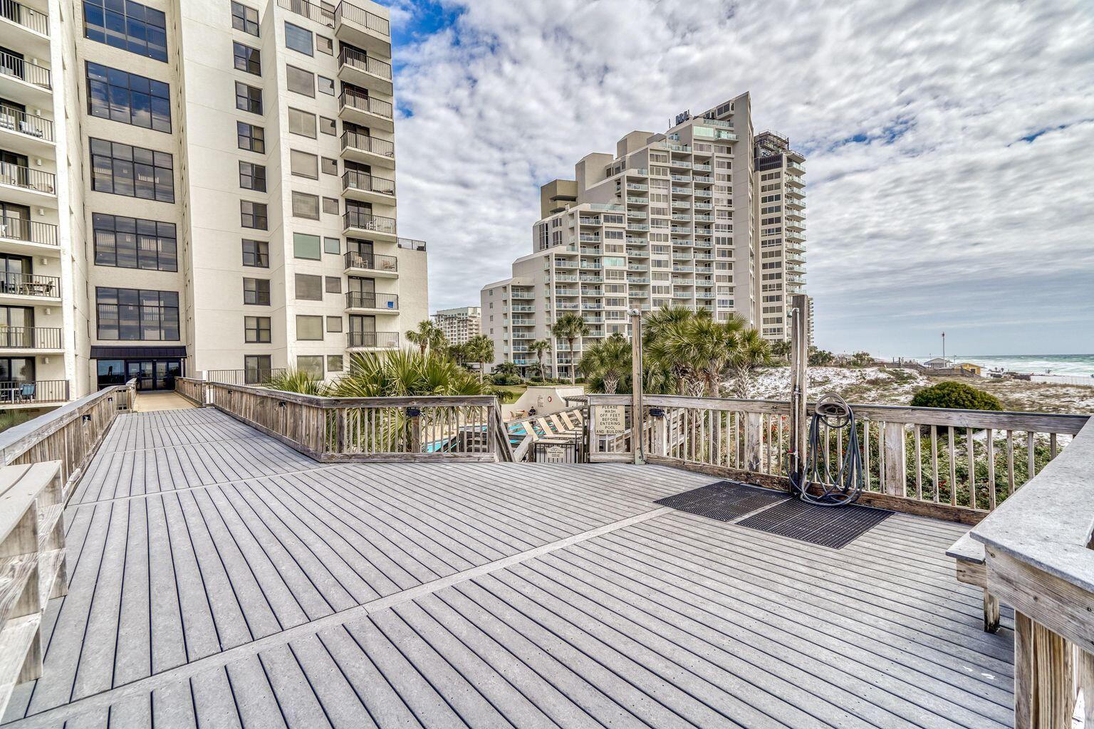 BEACHSIDE 1 CONDO - Residential