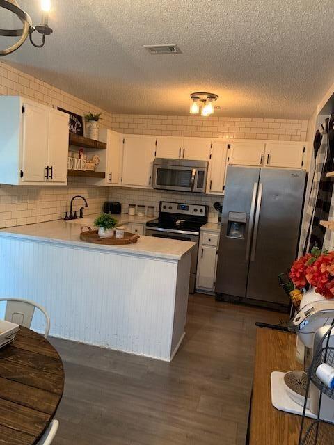CRESTVIEW SUBURB (231000.00) - Residential Lease