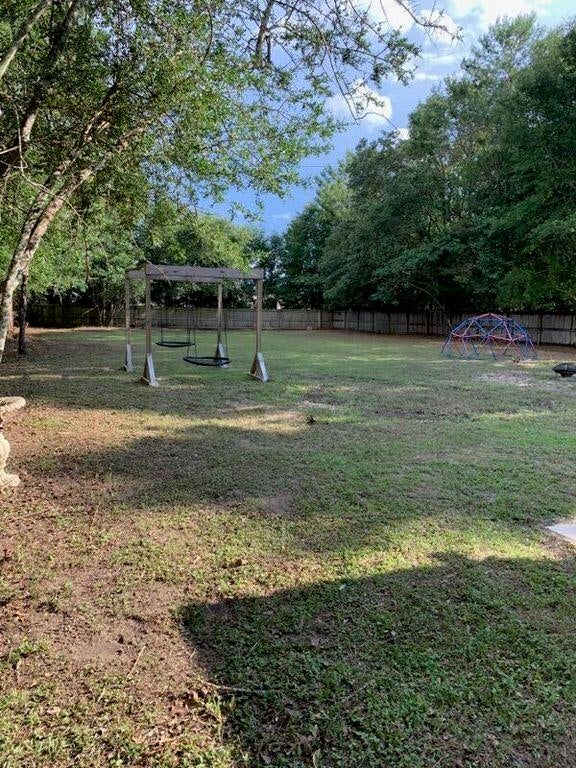 CRESTVIEW SUBURB (231000.00) - Residential Lease
