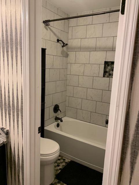 CRESTVIEW SUBURB (231000.00) - Residential Lease
