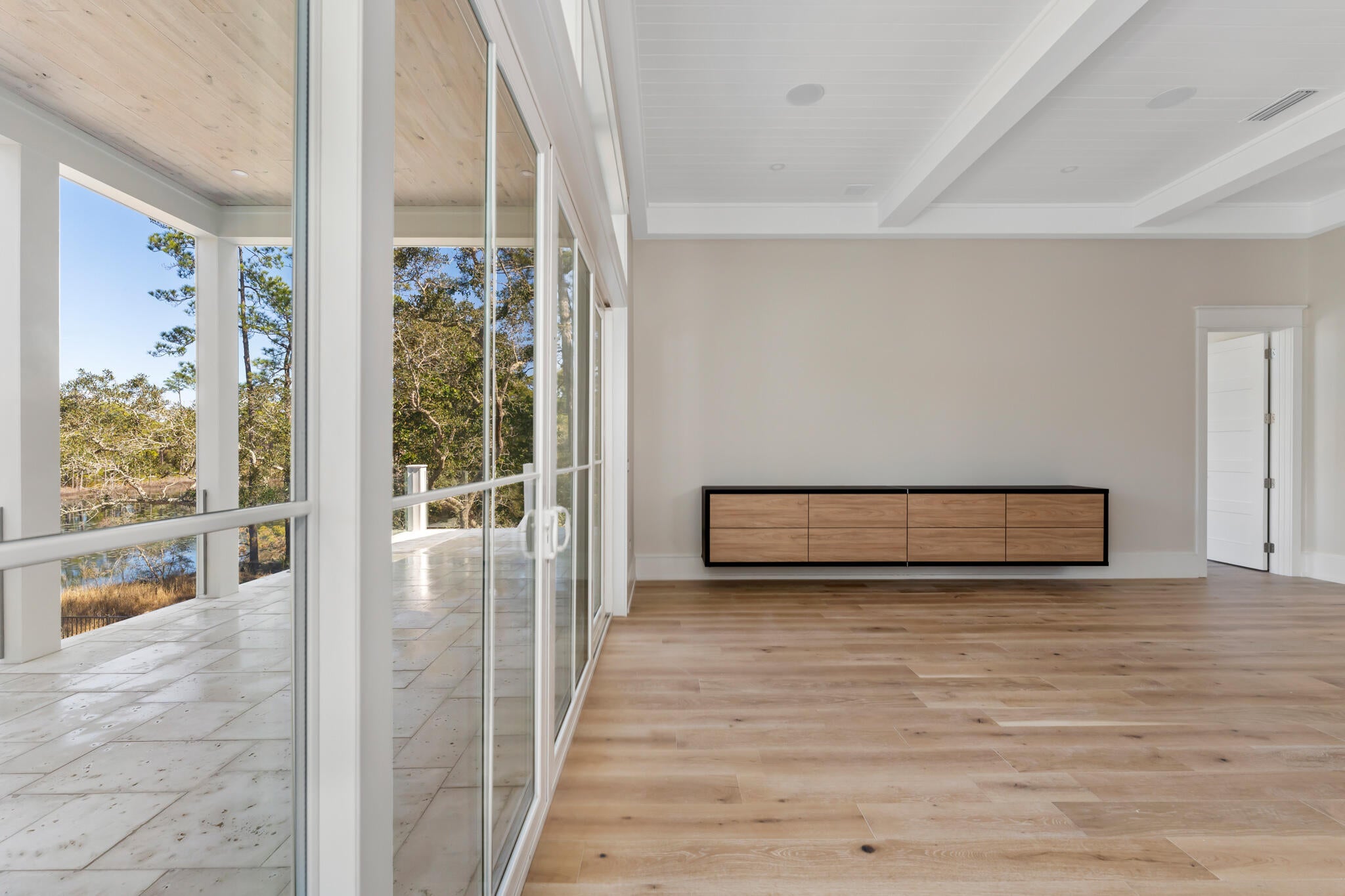 BEACH HIGHLANDS - Residential
