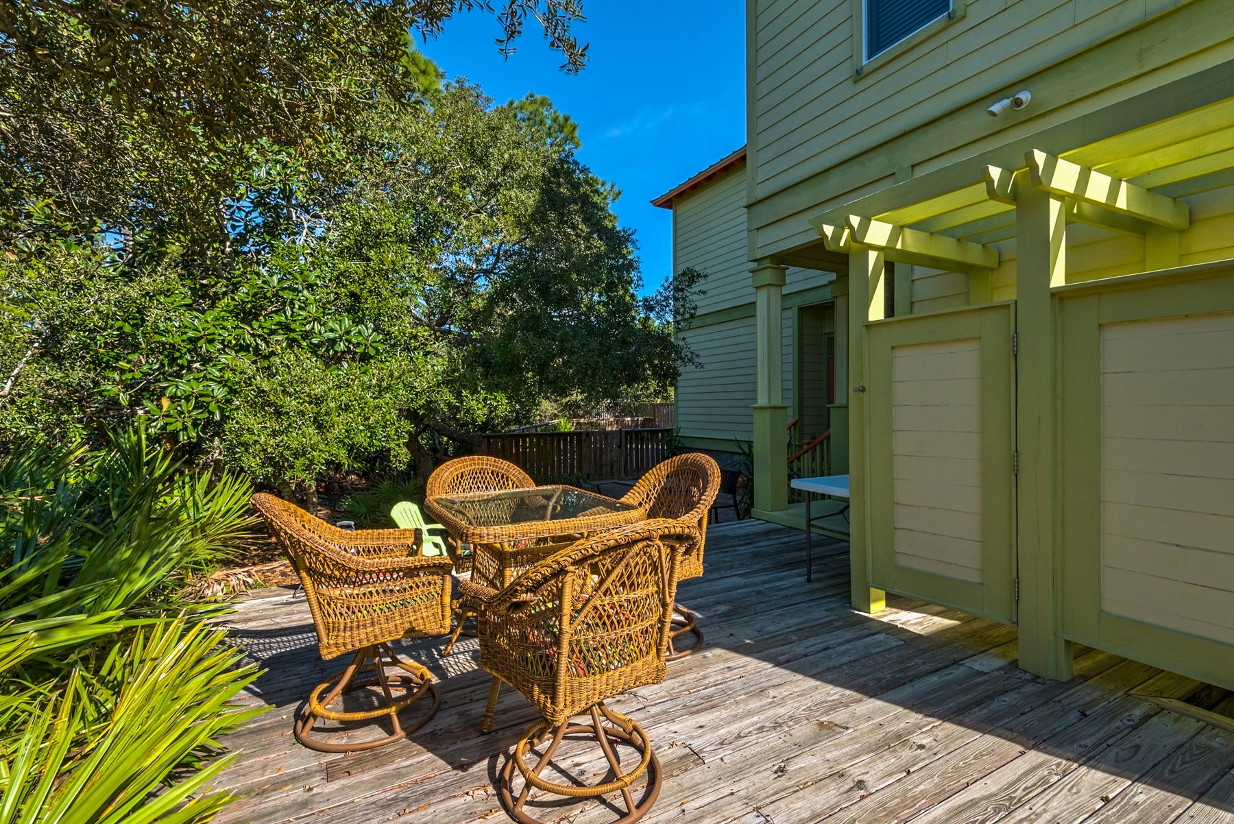 LAKEWOOD ESTATES - Residential
