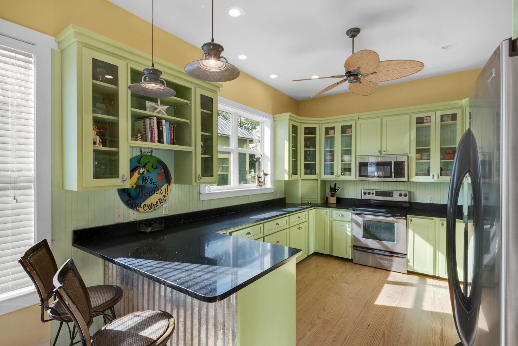 LAKEWOOD ESTATES - Residential