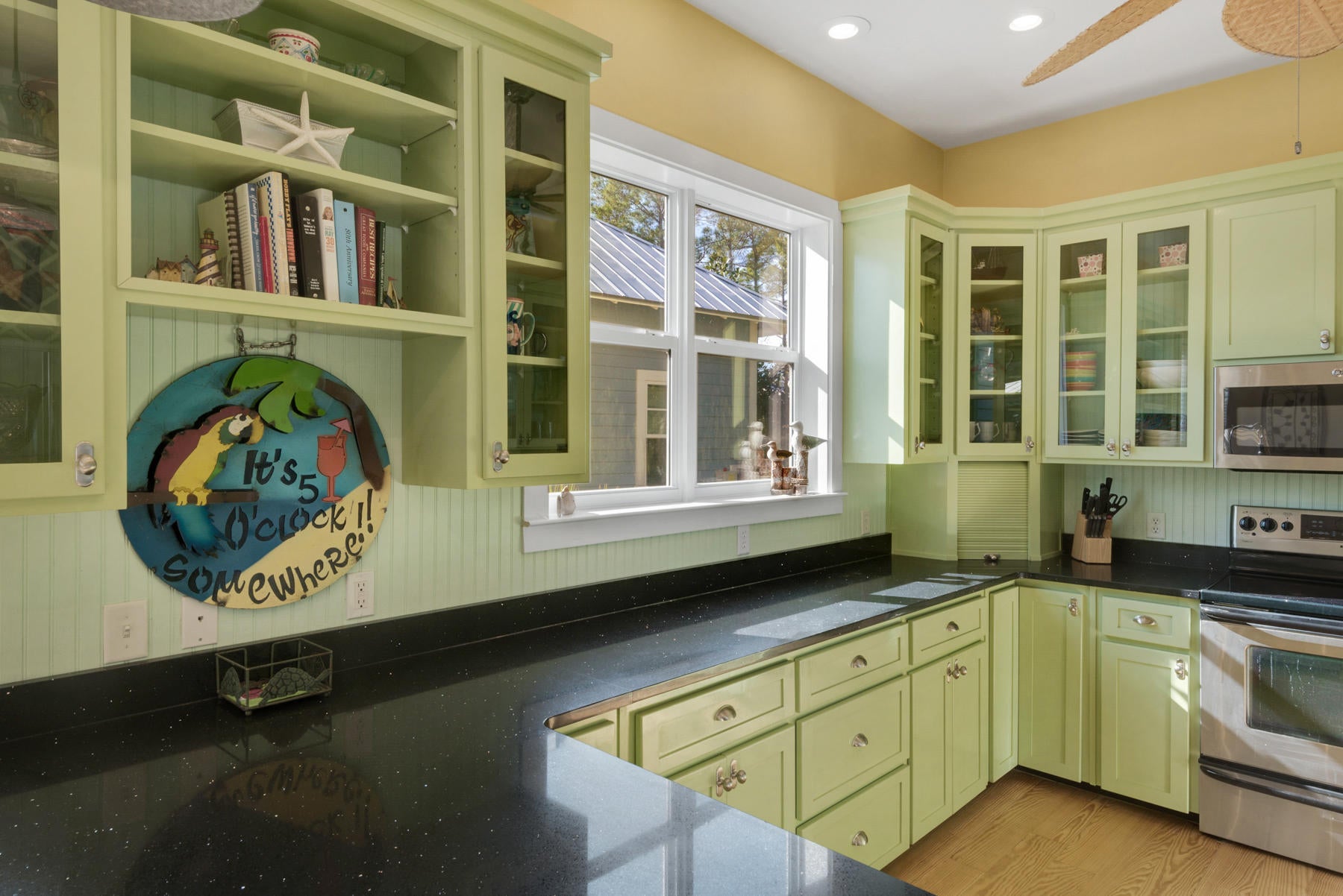 LAKEWOOD ESTATES - Residential