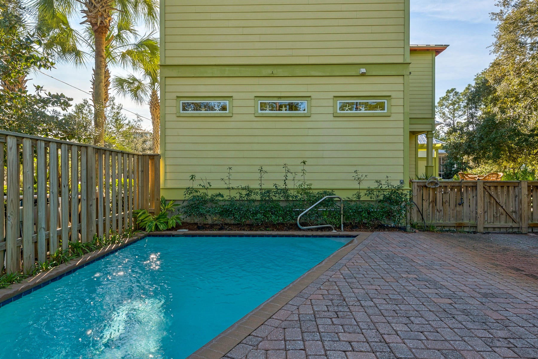LAKEWOOD ESTATES - Residential
