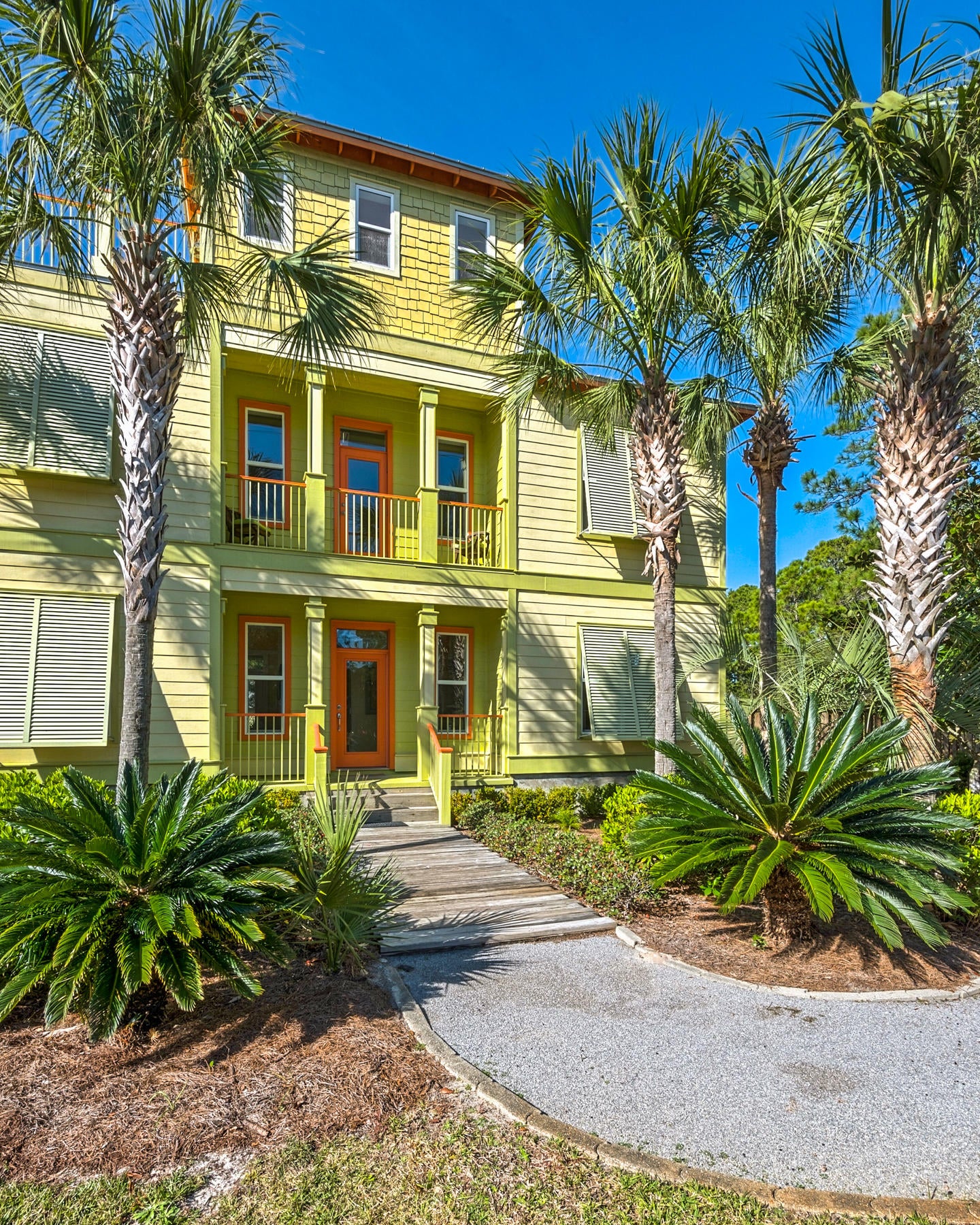 LAKEWOOD ESTATES - Residential