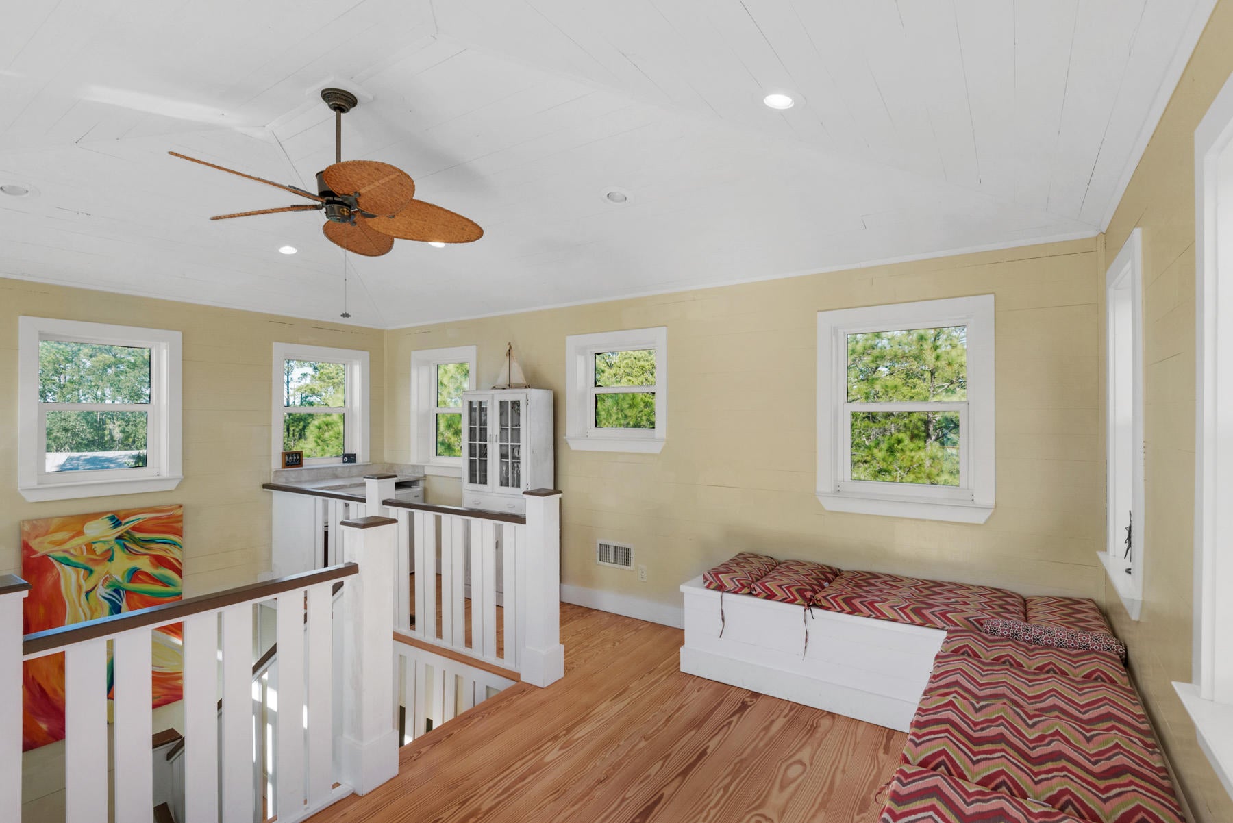 LAKEWOOD ESTATES - Residential