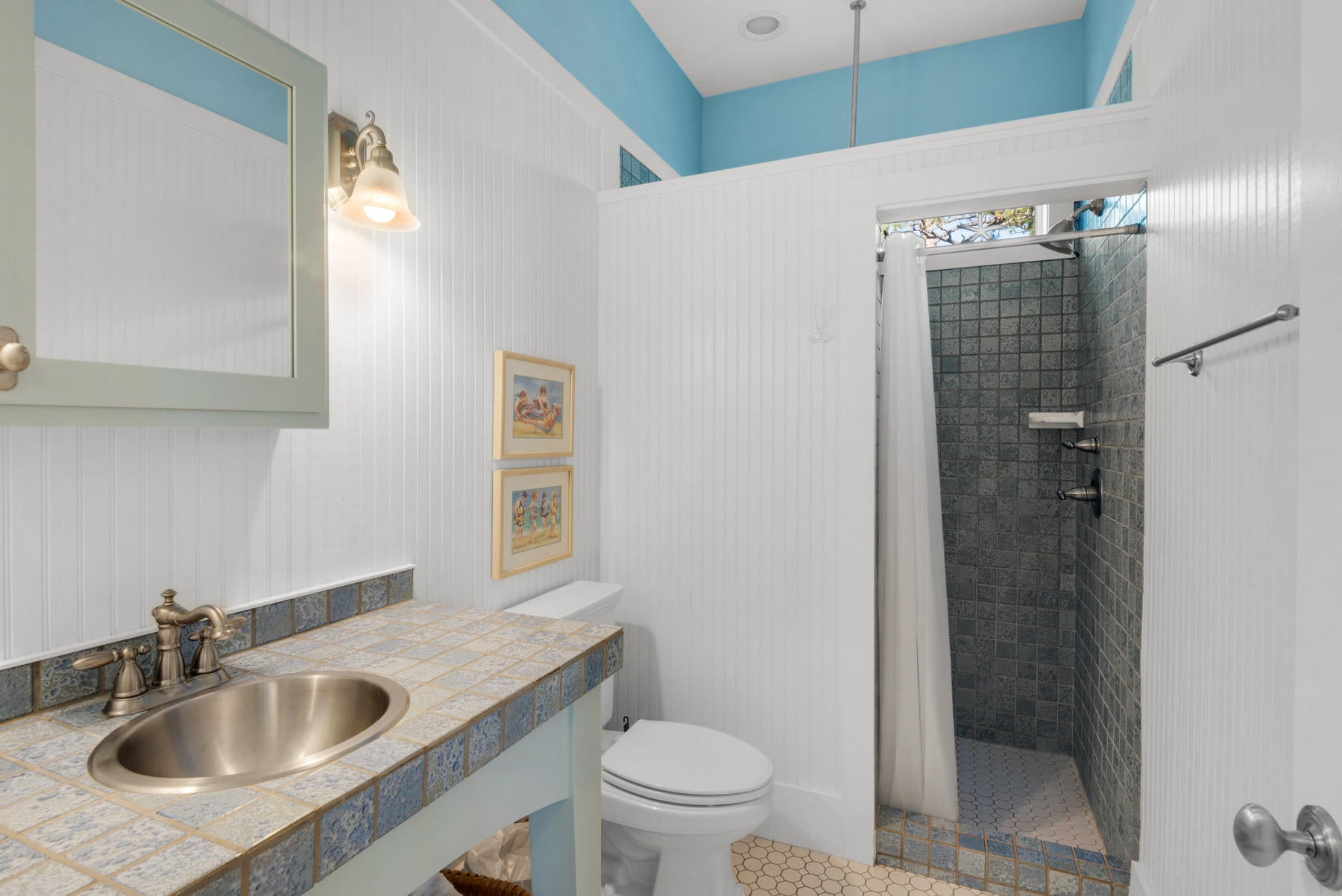LAKEWOOD ESTATES - Residential