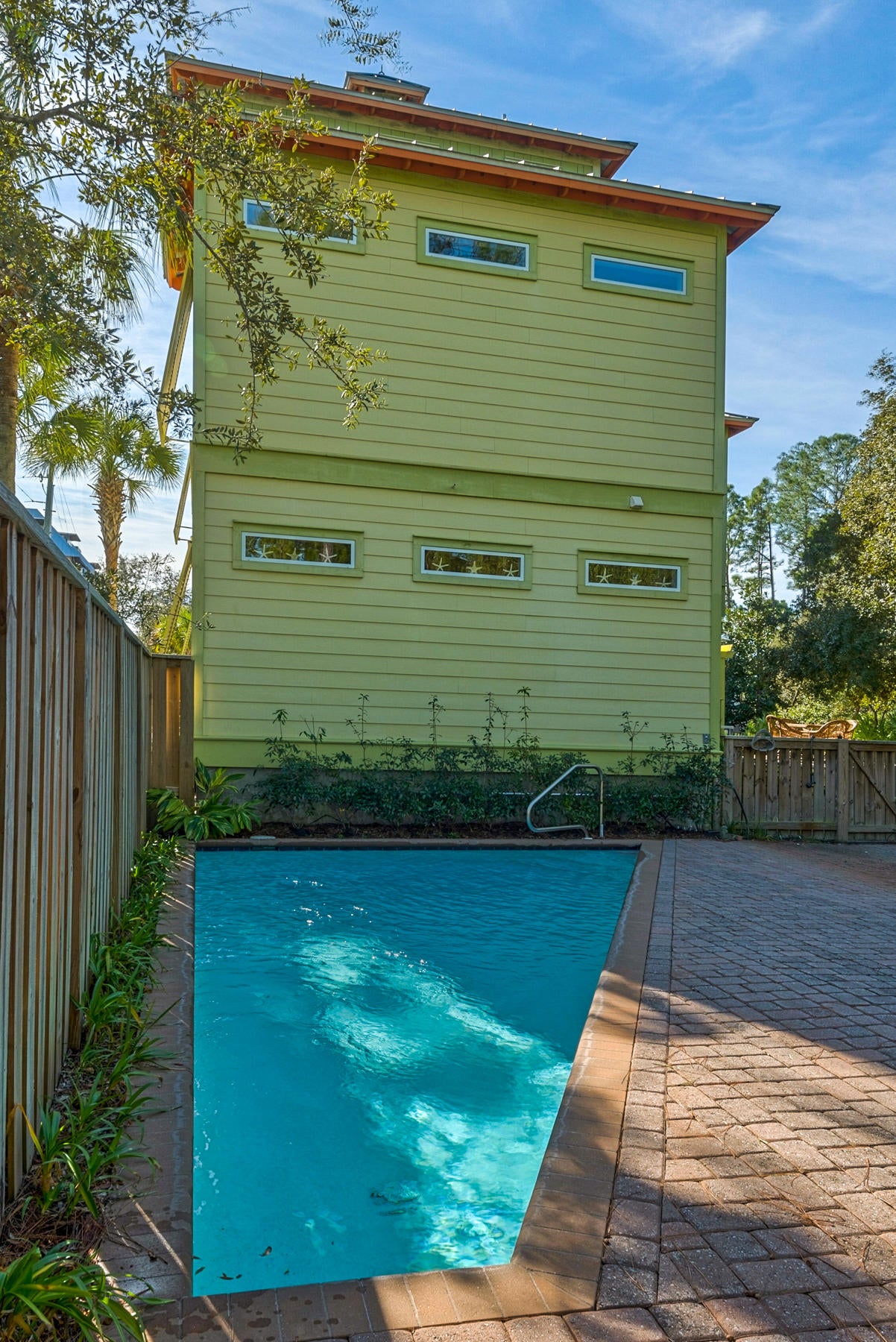 LAKEWOOD ESTATES - Residential