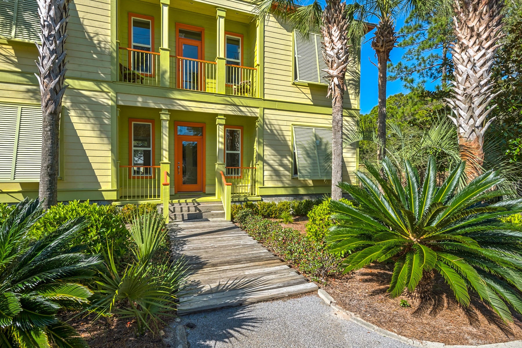 LAKEWOOD ESTATES - Residential