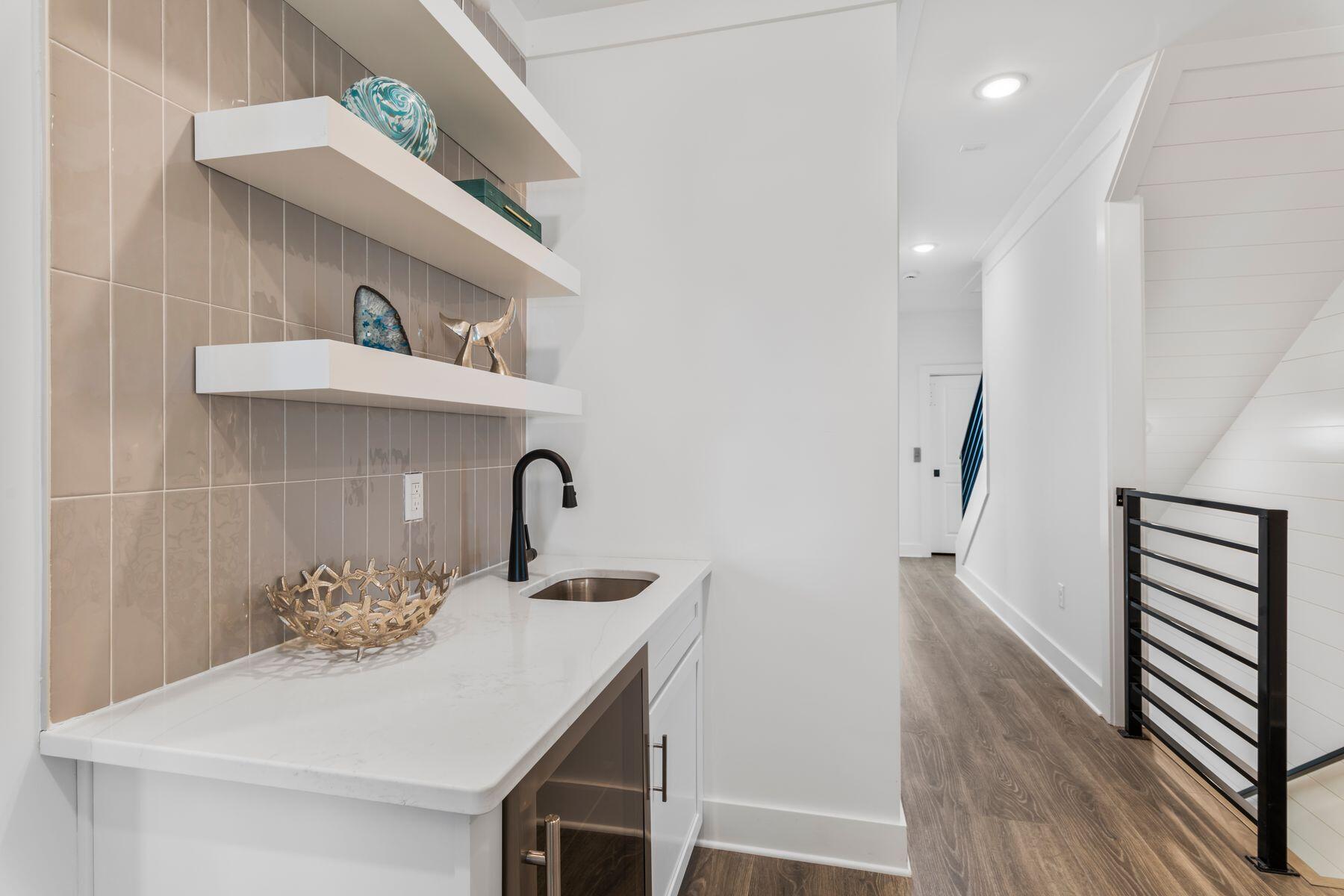BEACH HIGHLAND 1ST ADD - Residential