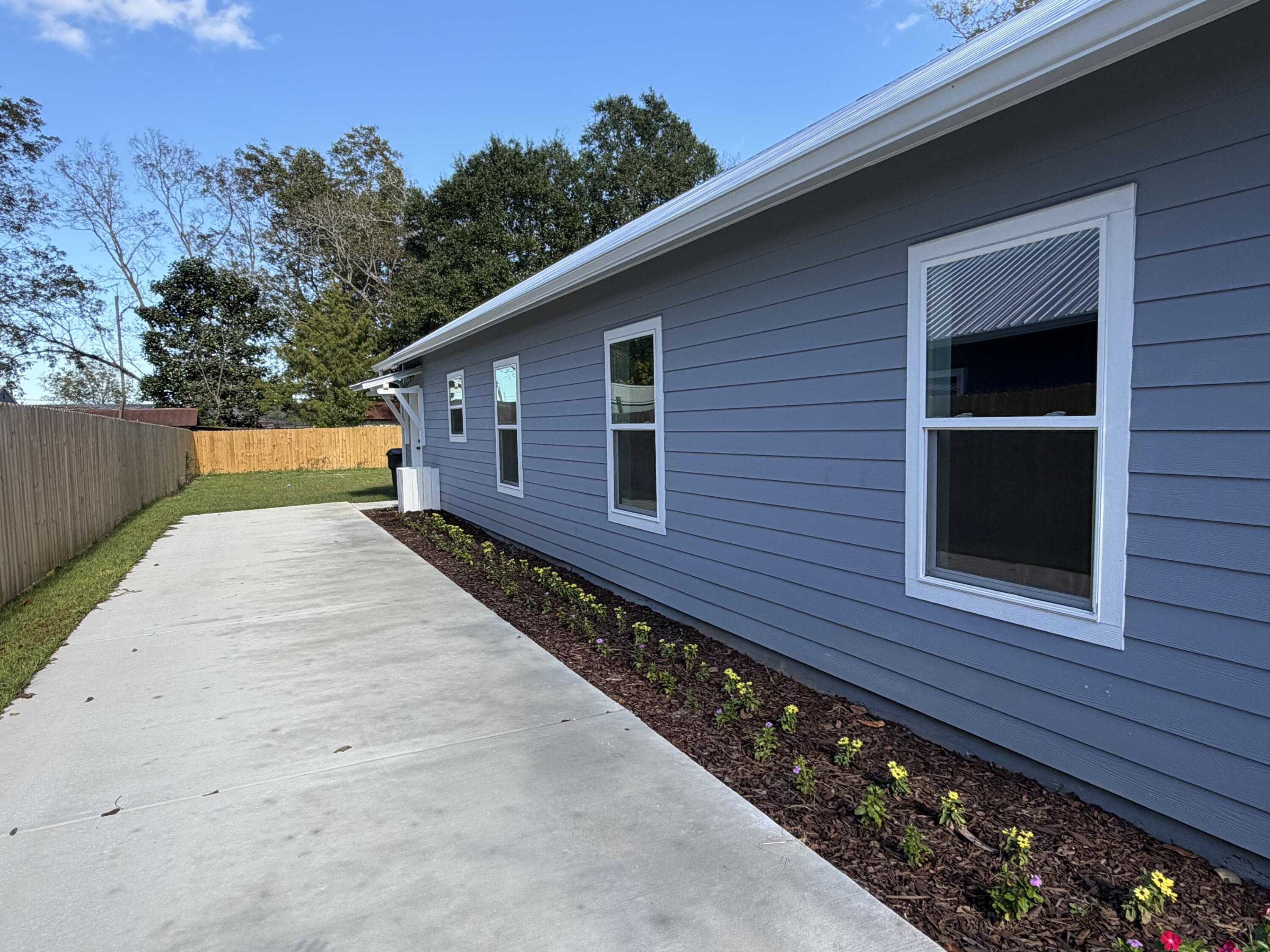 DEFUNIAK SPRINGS TOWN OF - Residential