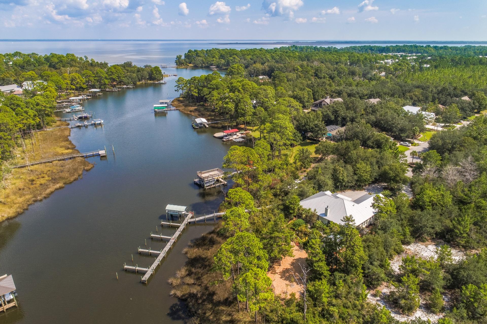 BAYOU POINT - Residential