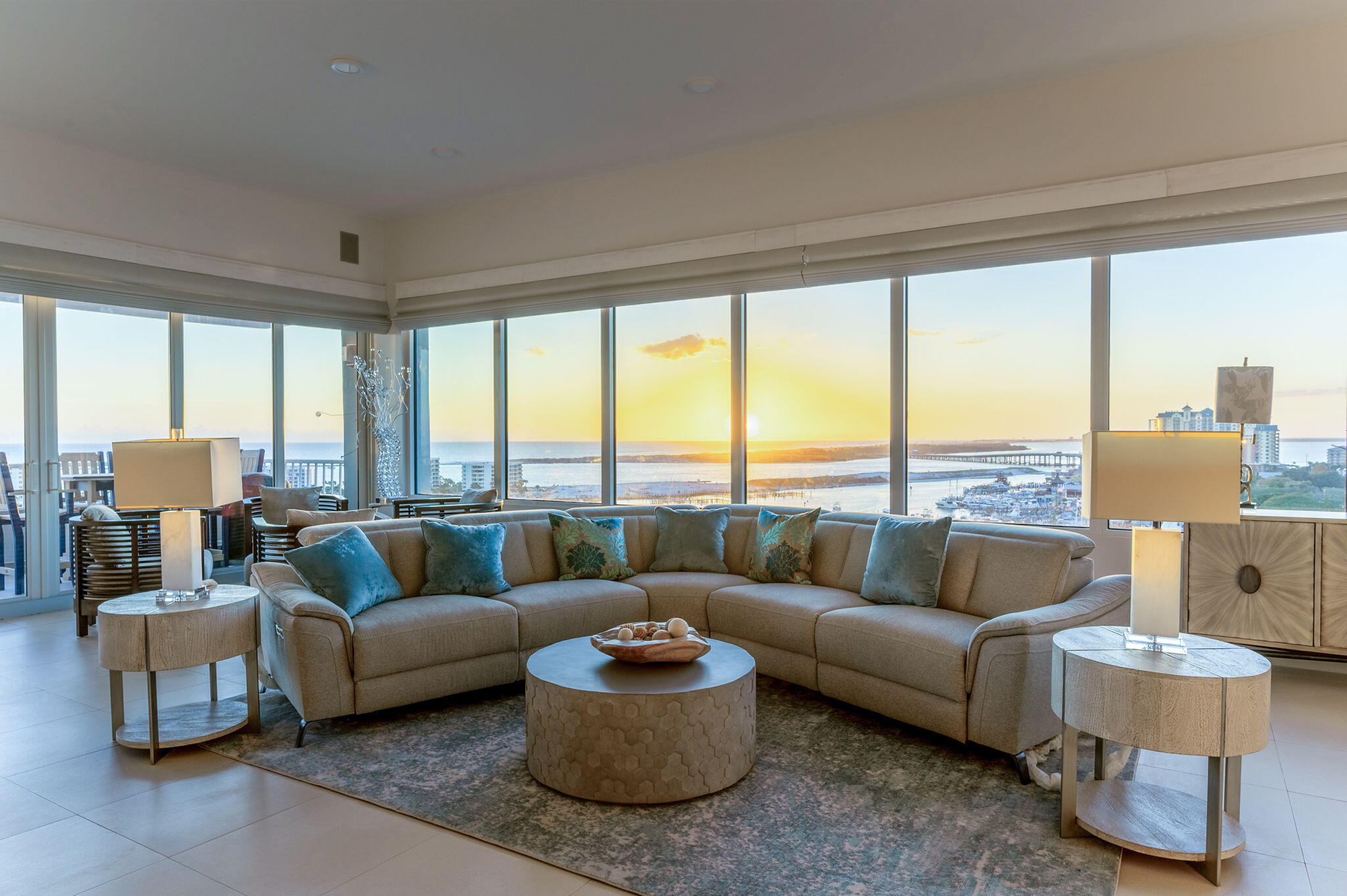 DESTIN YACHT CLUB - Residential