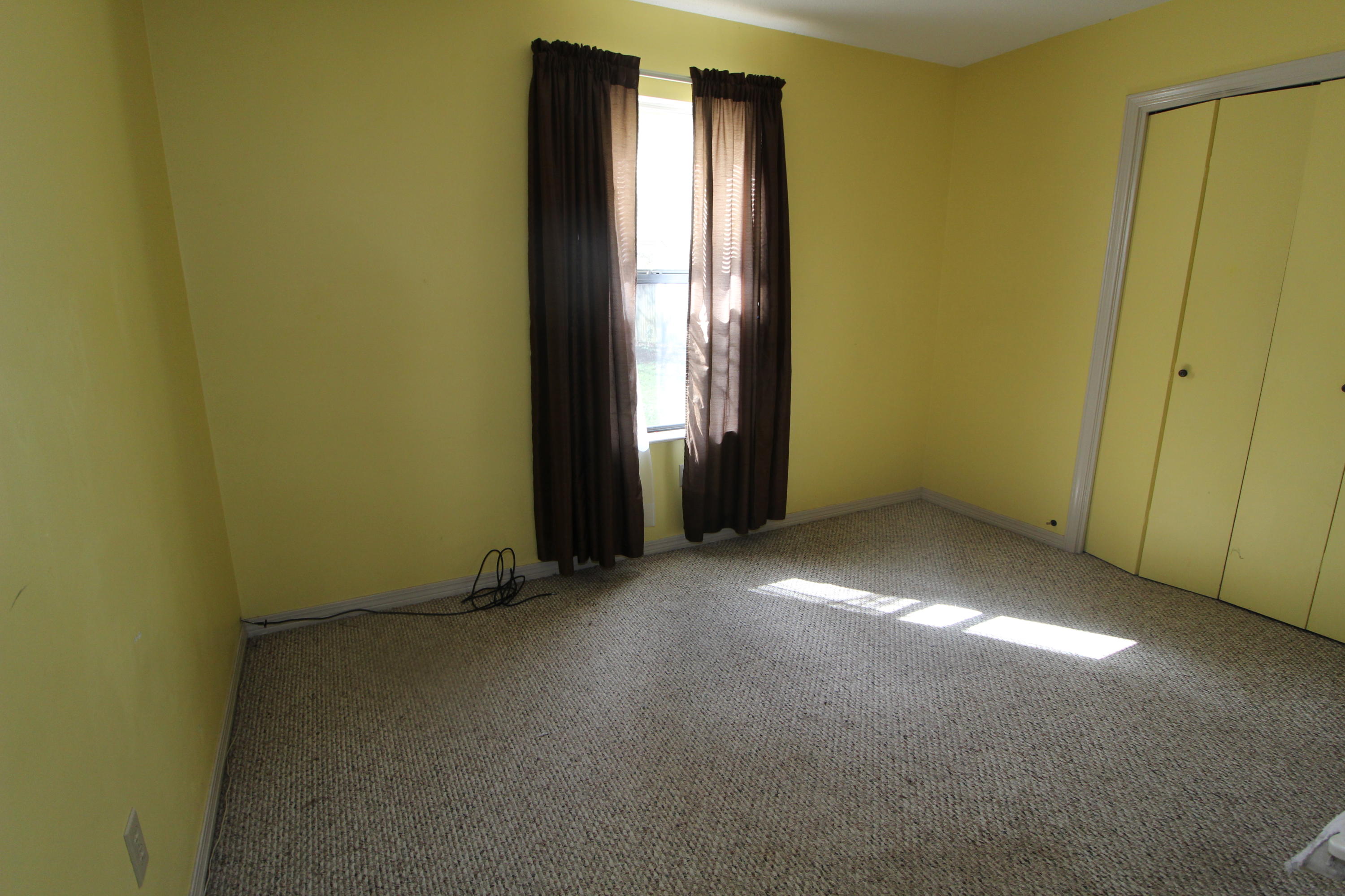 HILLTOP ACRES - Residential