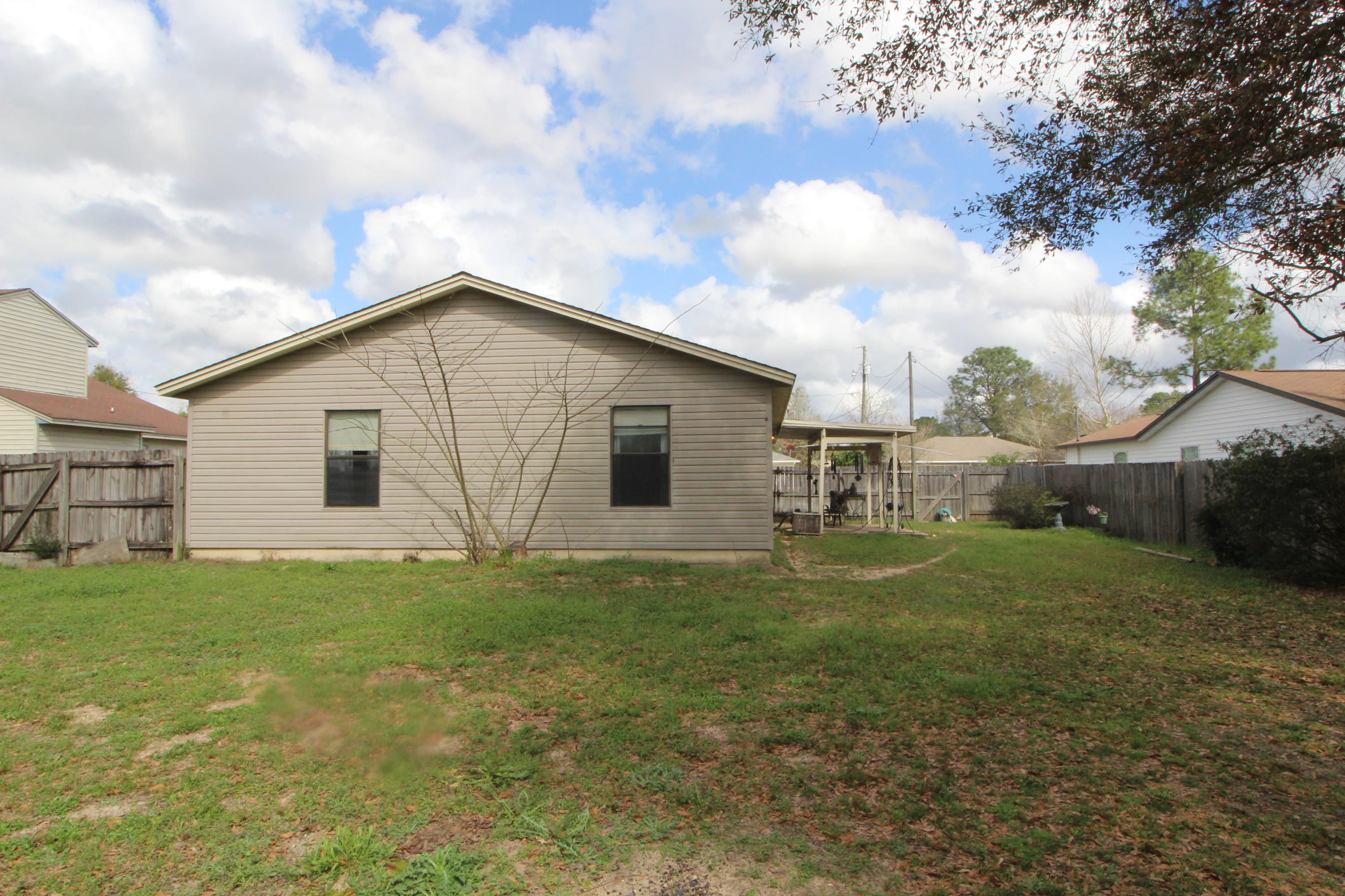 HILLTOP ACRES - Residential