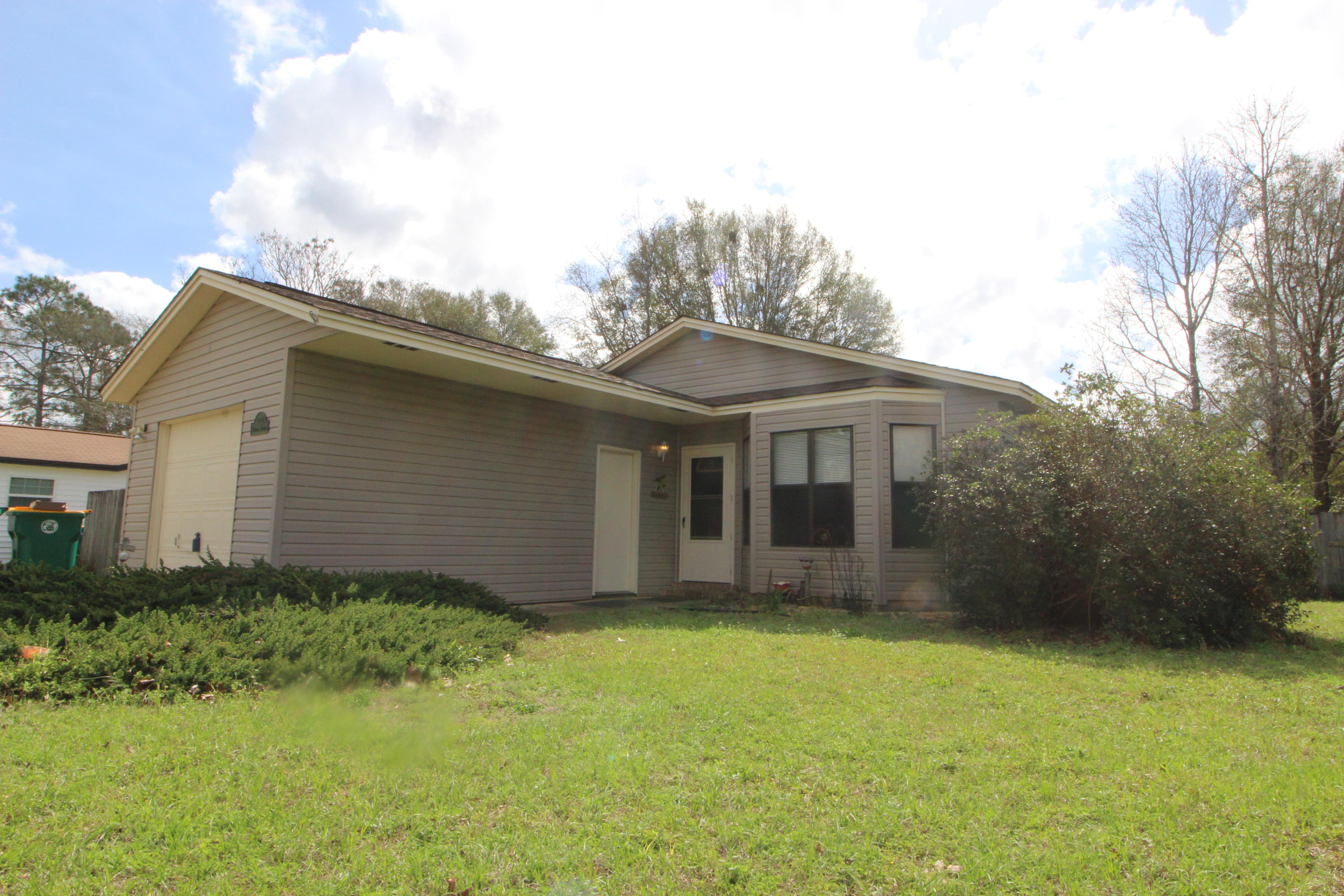 HILLTOP ACRES - Residential