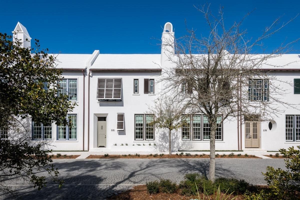 Alys Beach home located north of 30A. The home offers a straight walk to the Alys Beach Gulf Green beach access.
Entered for comp purposes.