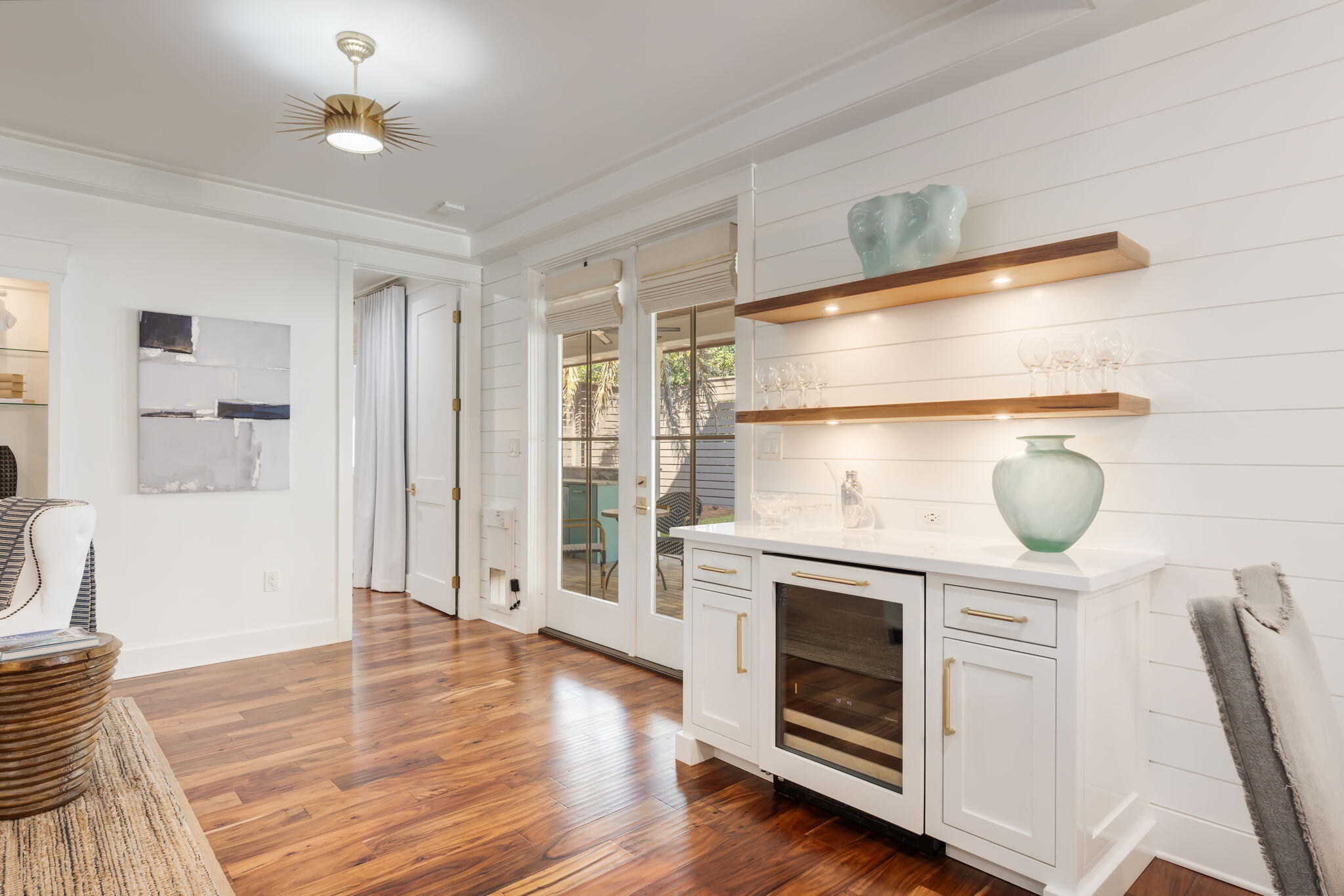 SEABREEZE - Residential