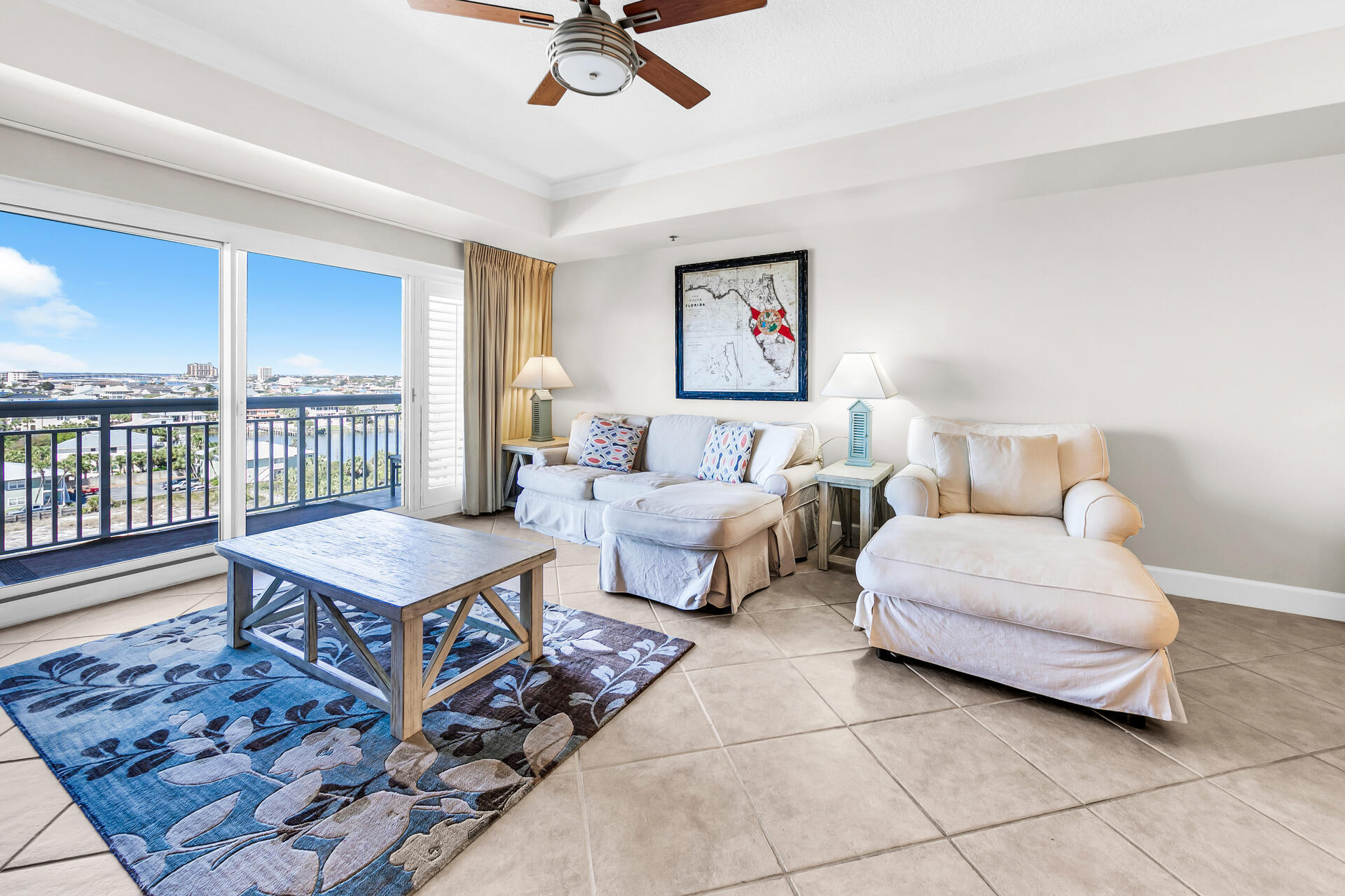 HARBOR LANDING - Residential