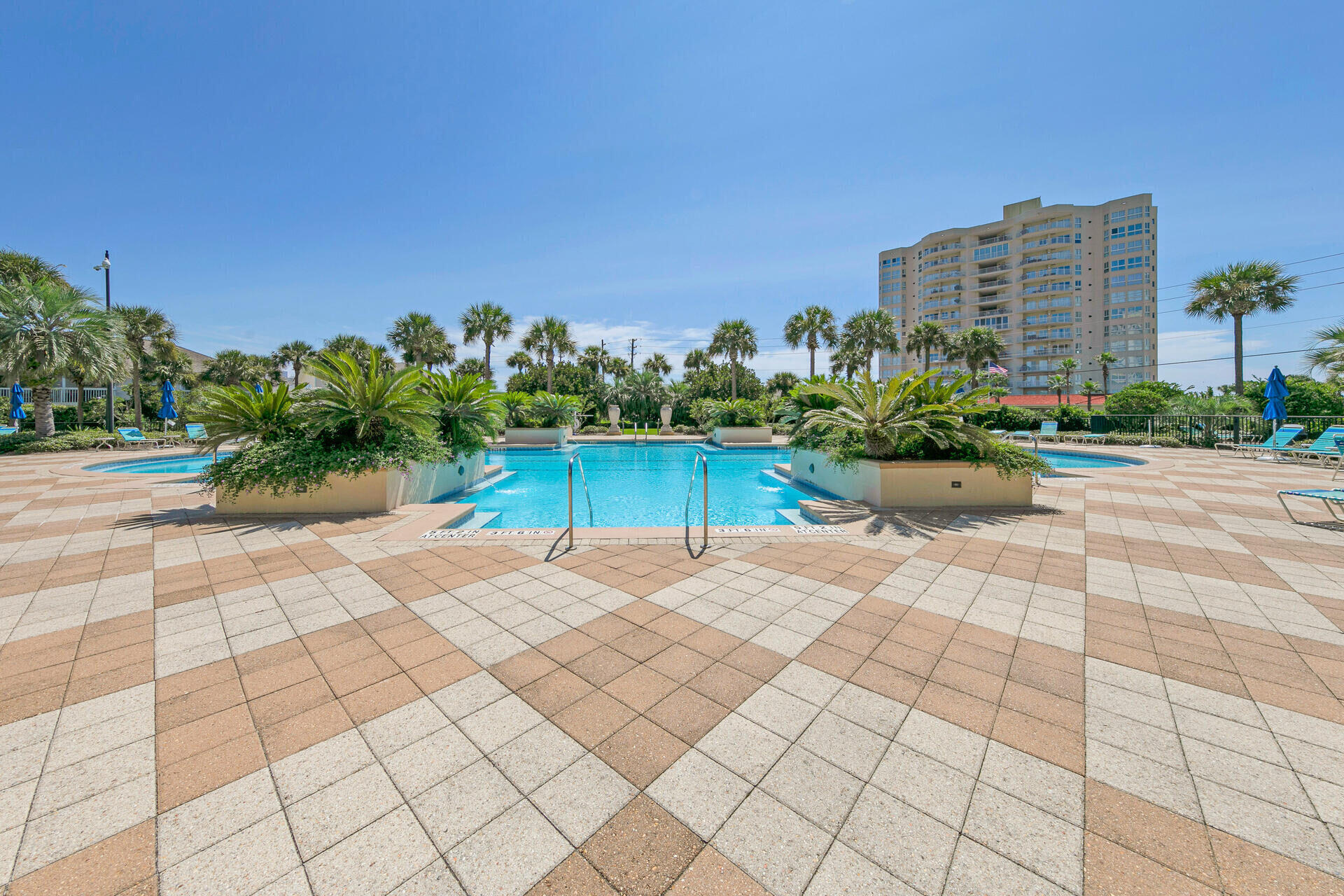 HARBOR LANDING - Residential