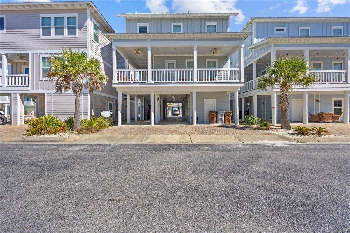 BY THE SEA - Residential