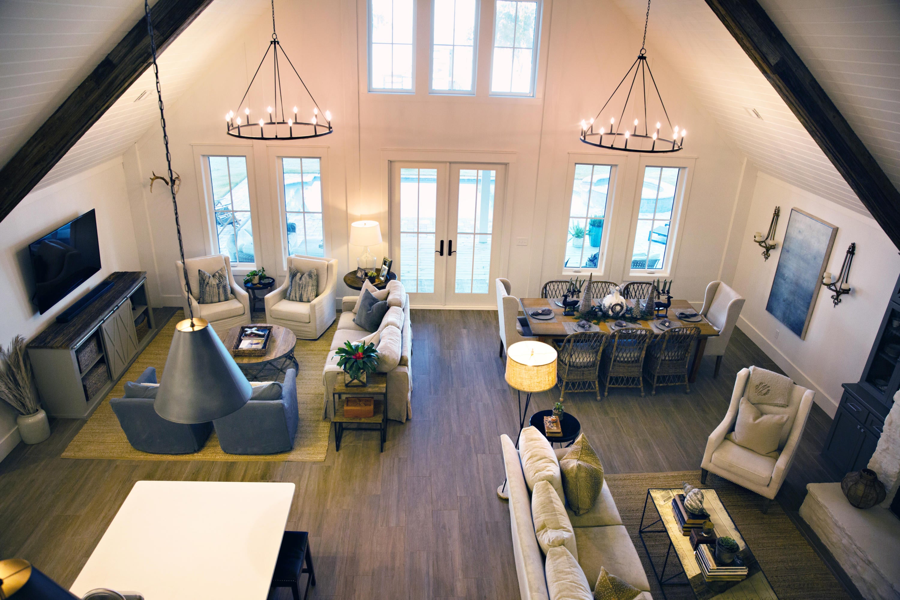 MAGNOLIA BEACH - Residential