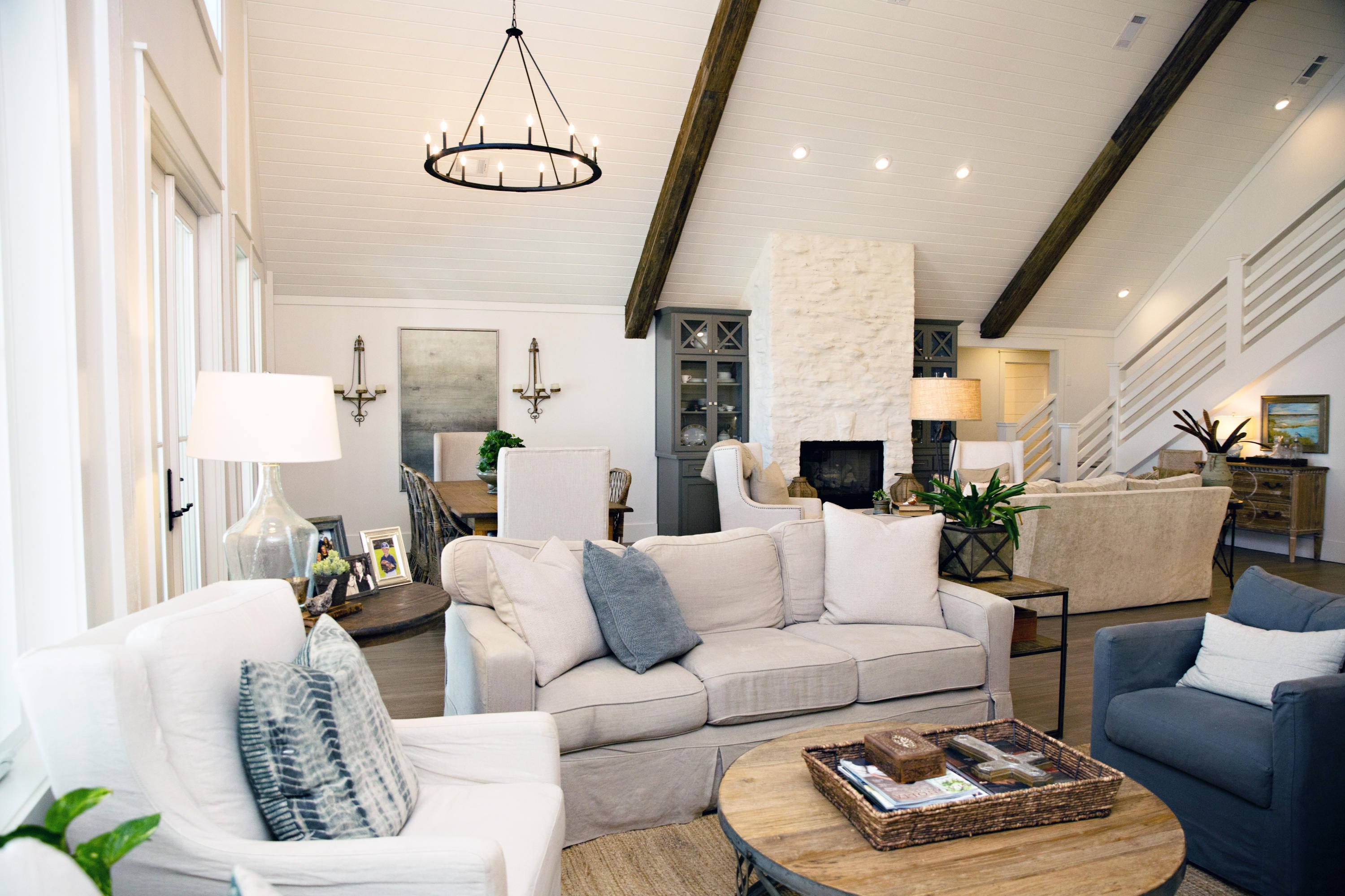 MAGNOLIA BEACH - Residential