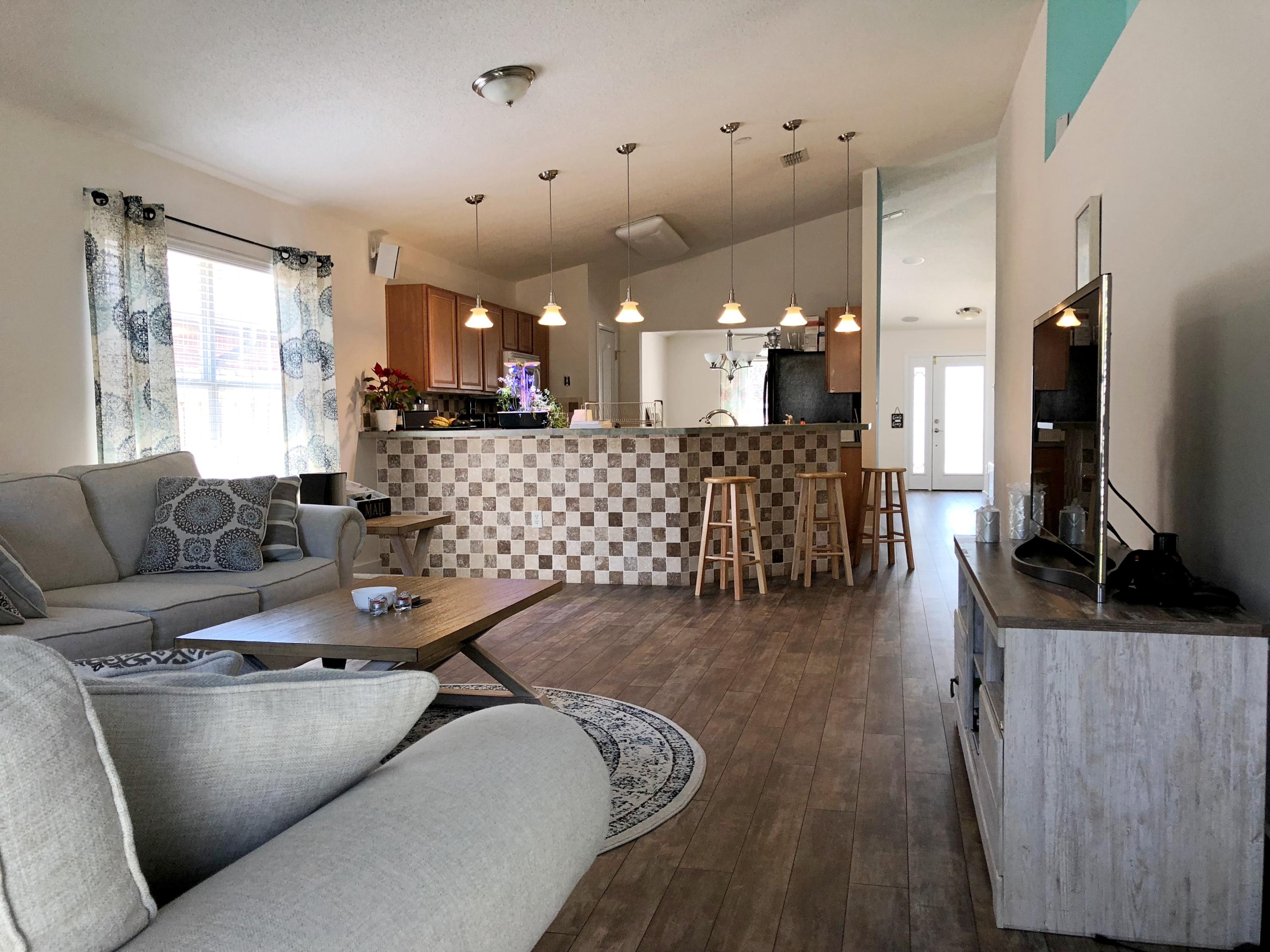 PARADISE RETREAT - Residential