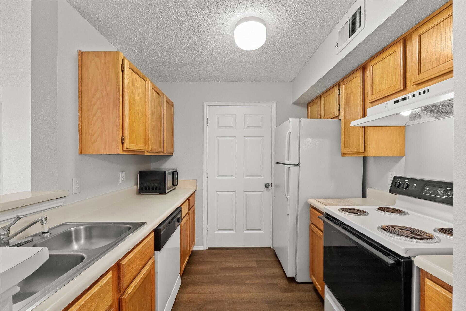 INDIAN LAKE - Residential
