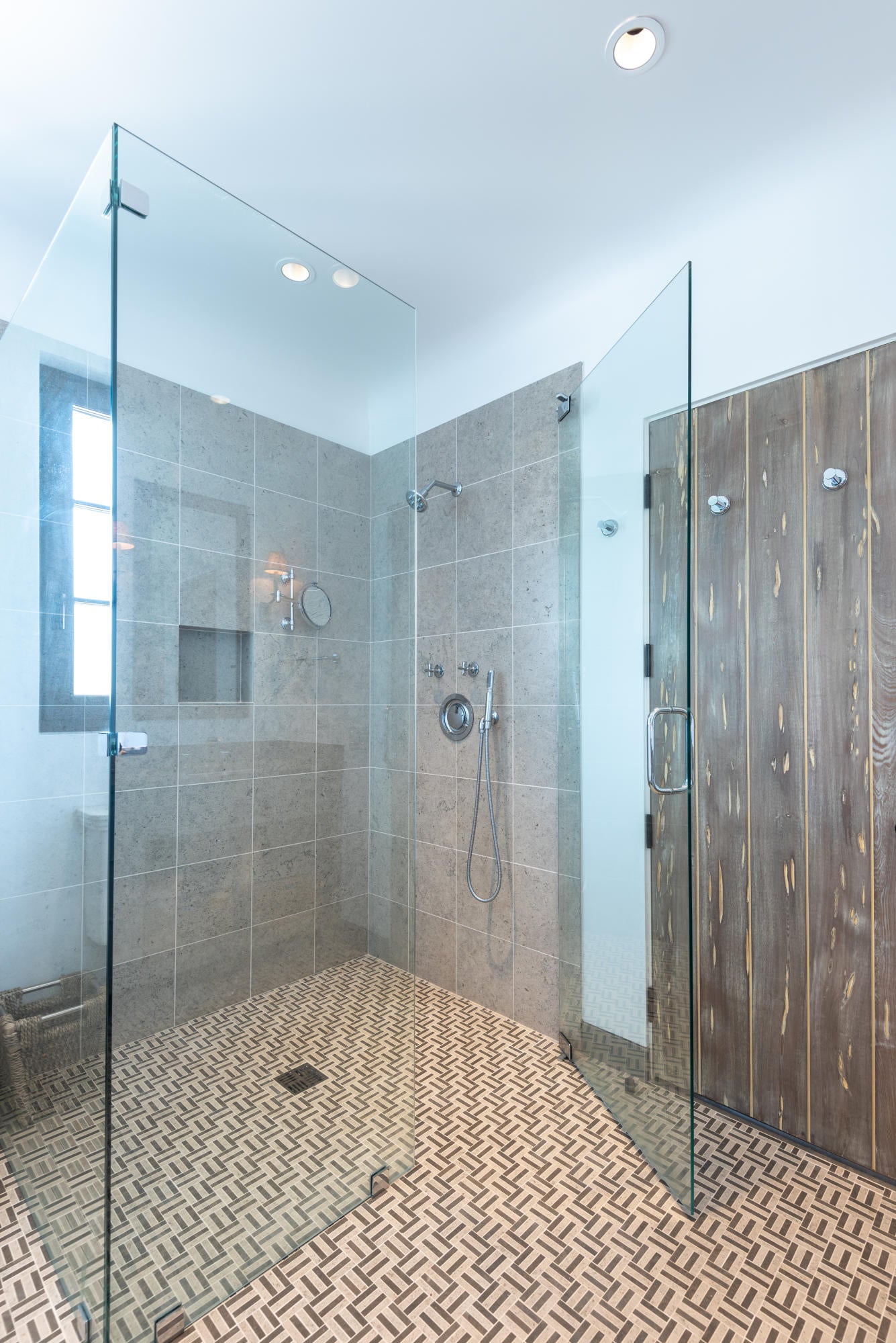SEAGROVE 1ST ADDN - Residential