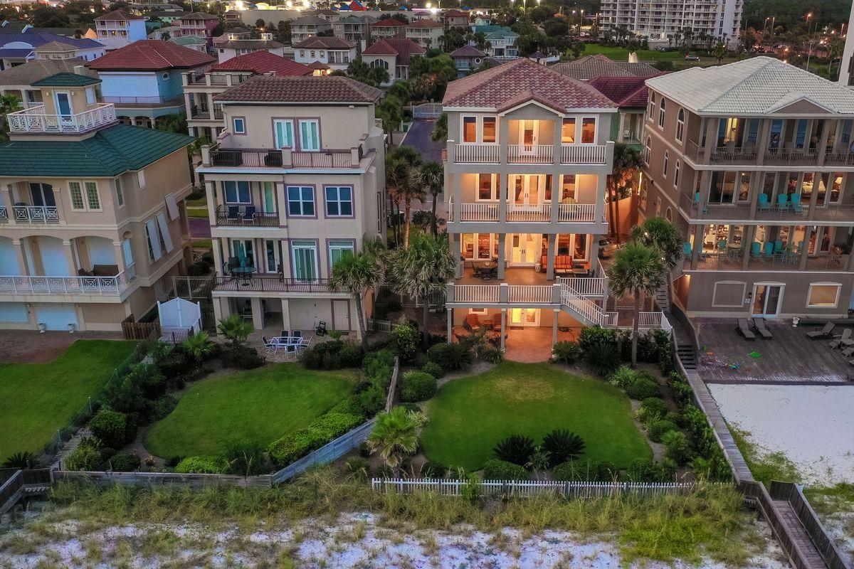DUNES OF DESTIN - Residential