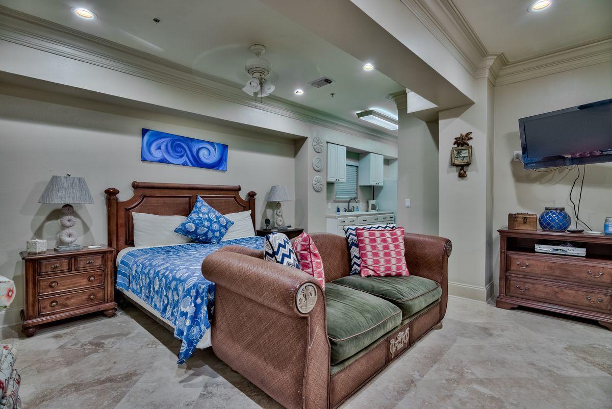 DUNES OF DESTIN - Residential