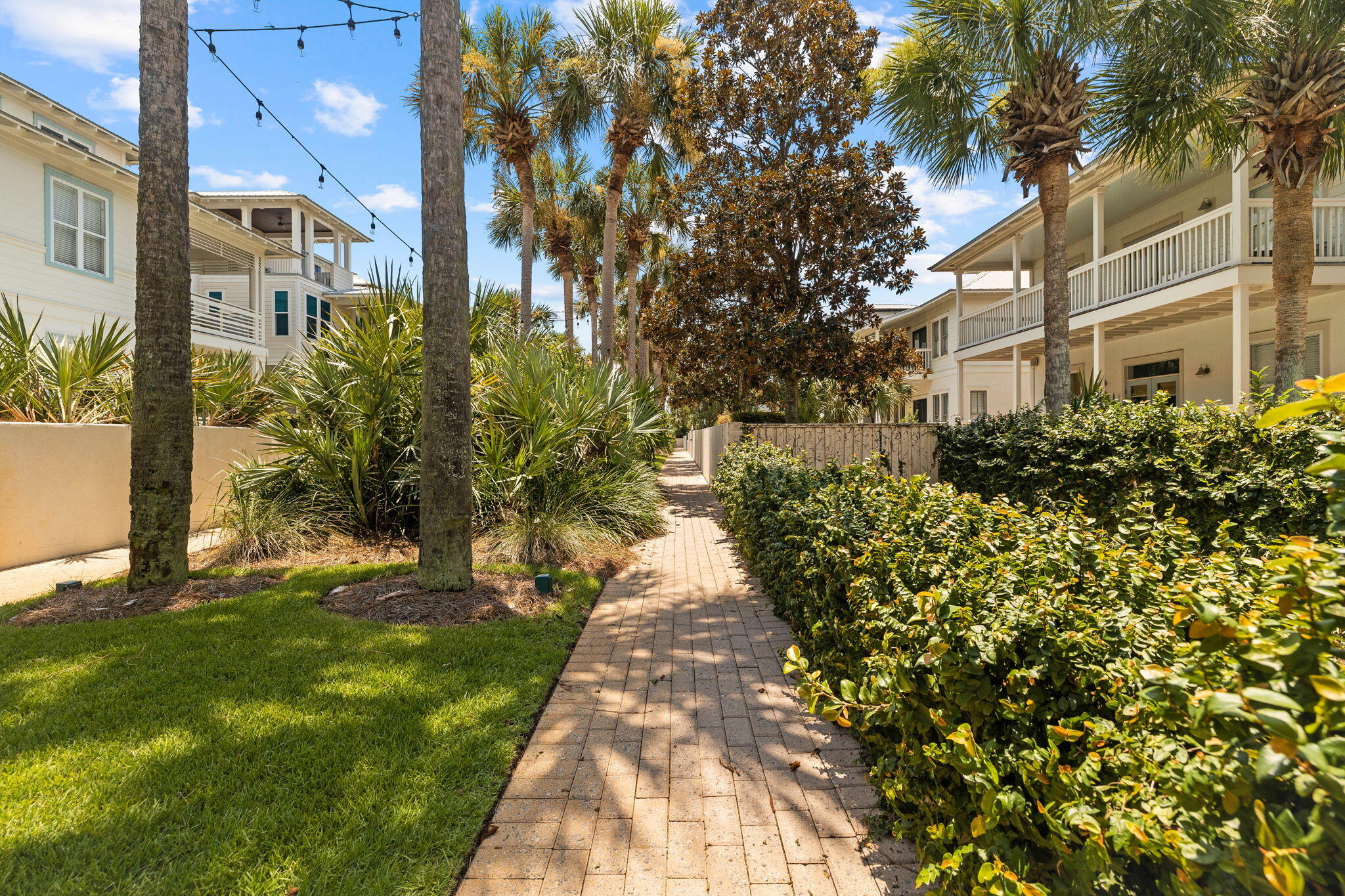 WATER'S EDGE - Residential