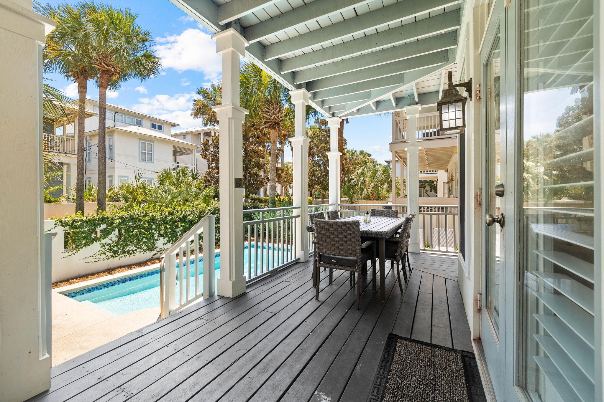 WATER'S EDGE - Residential