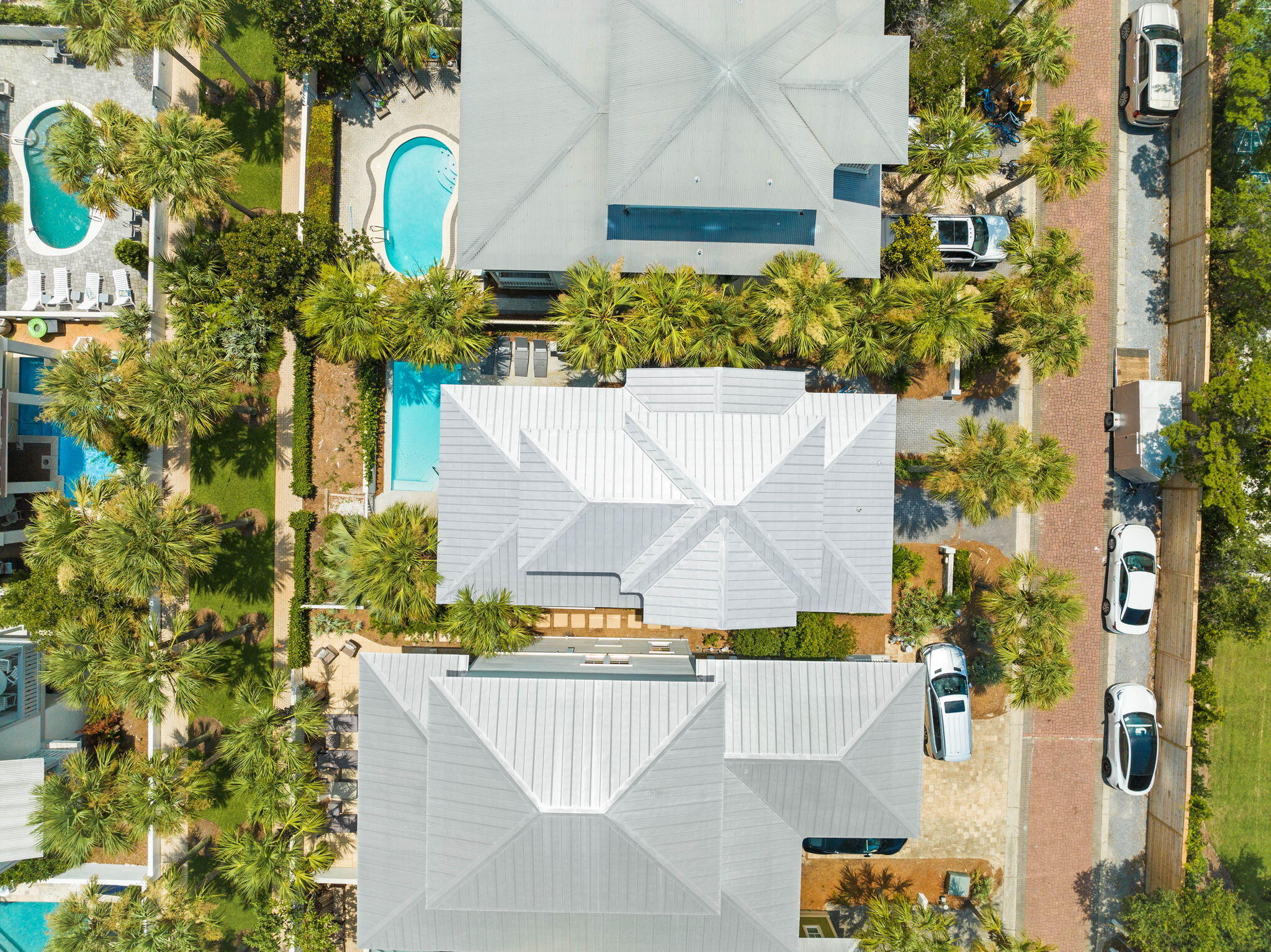 WATER'S EDGE - Residential