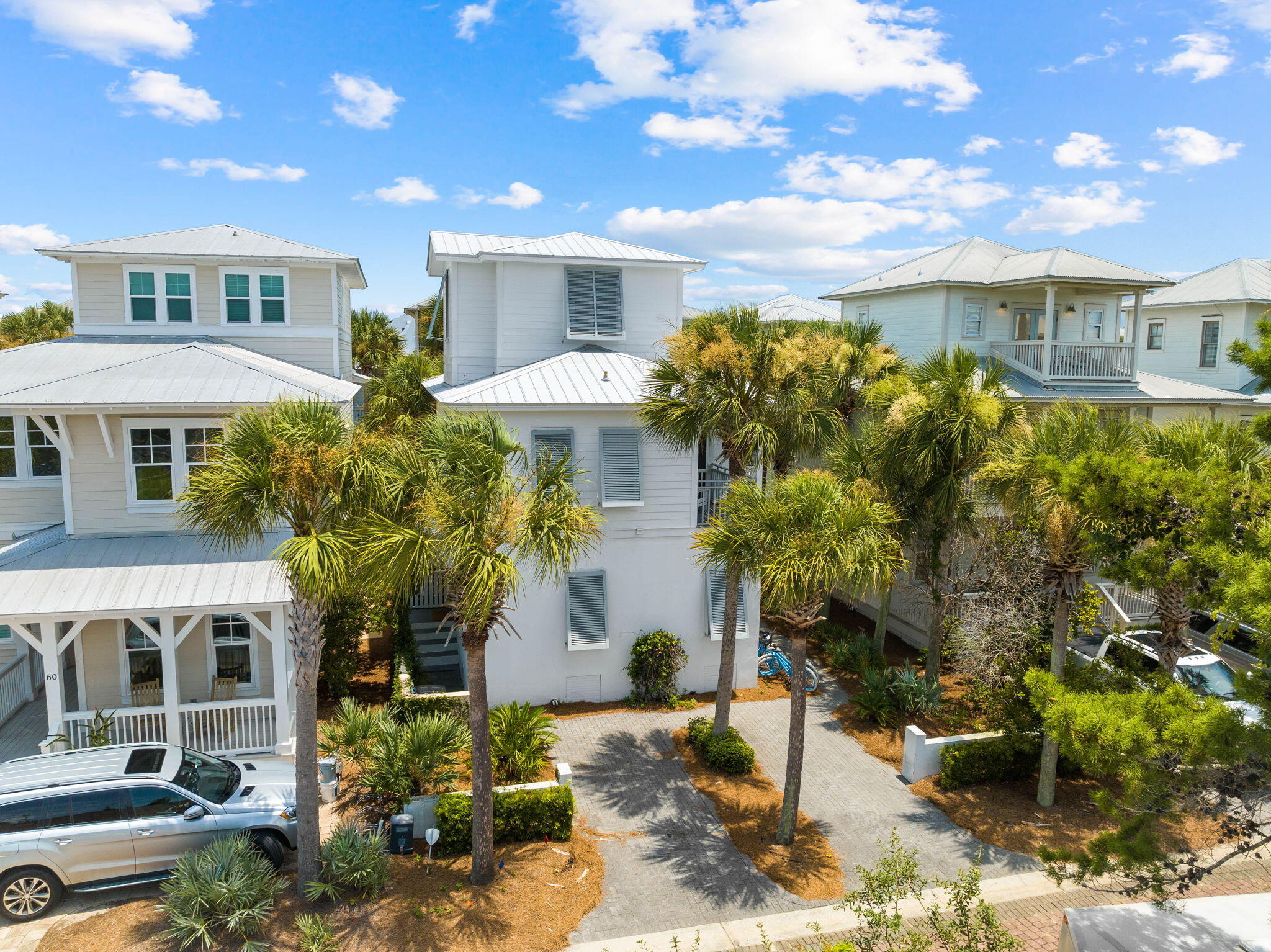 WATER'S EDGE - Residential